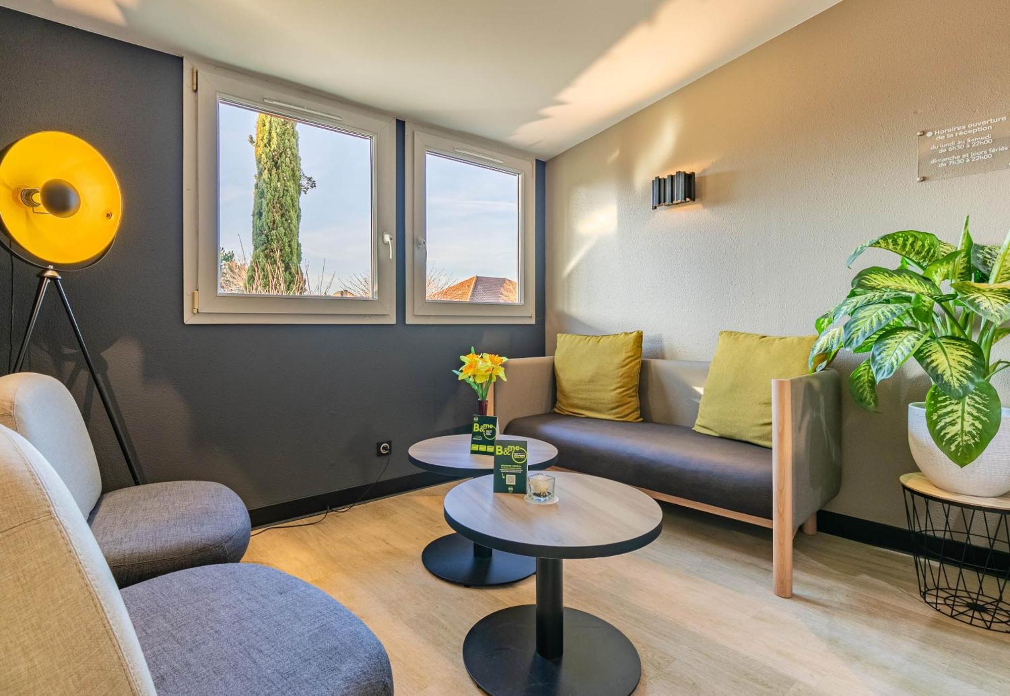 Hotel Lumiere 2*