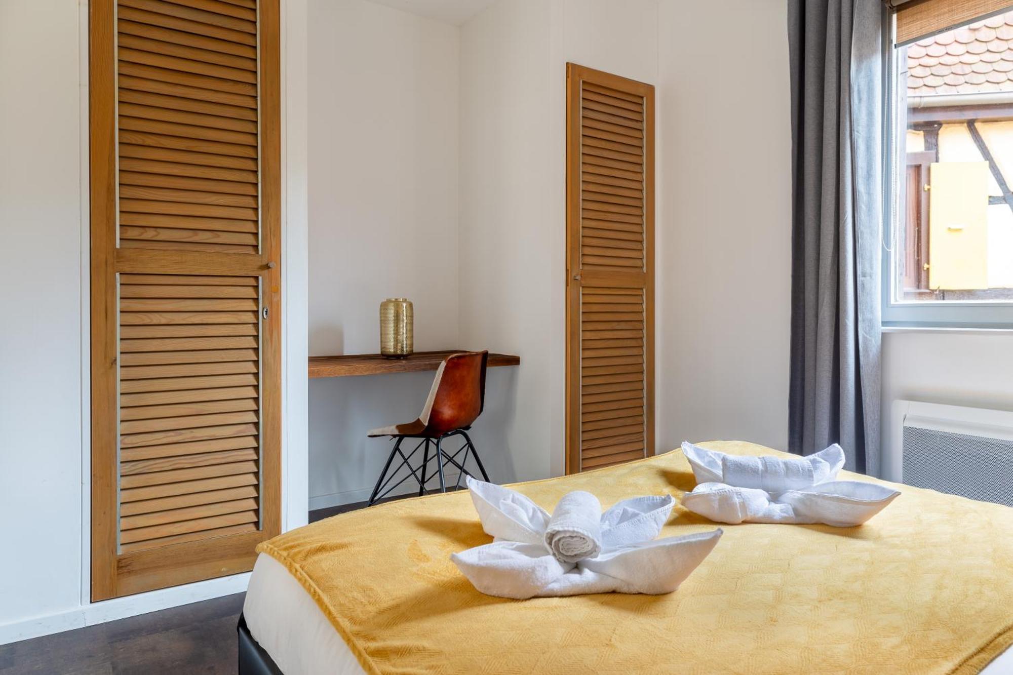 Travel Homes - The Rokst: Rare, And Modern