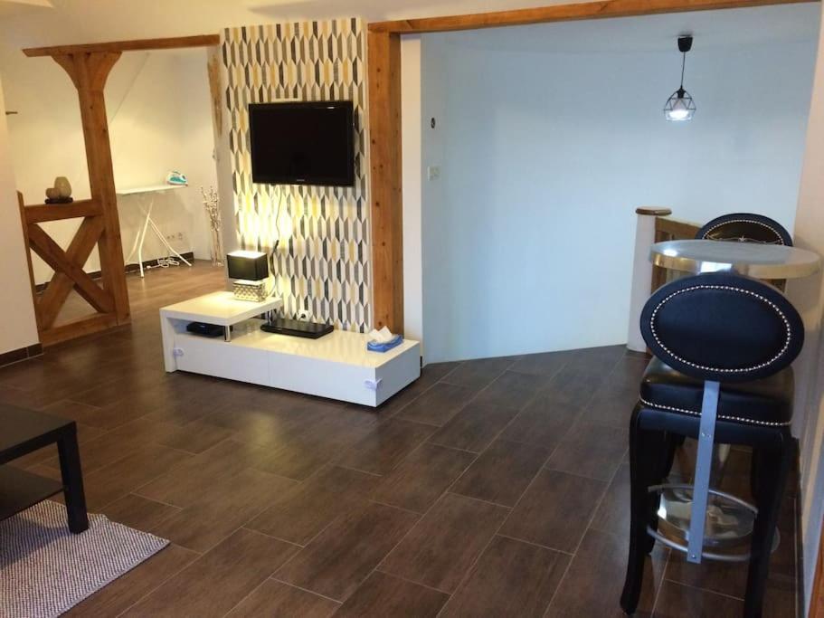 F2 Au Plaisir Apartment *