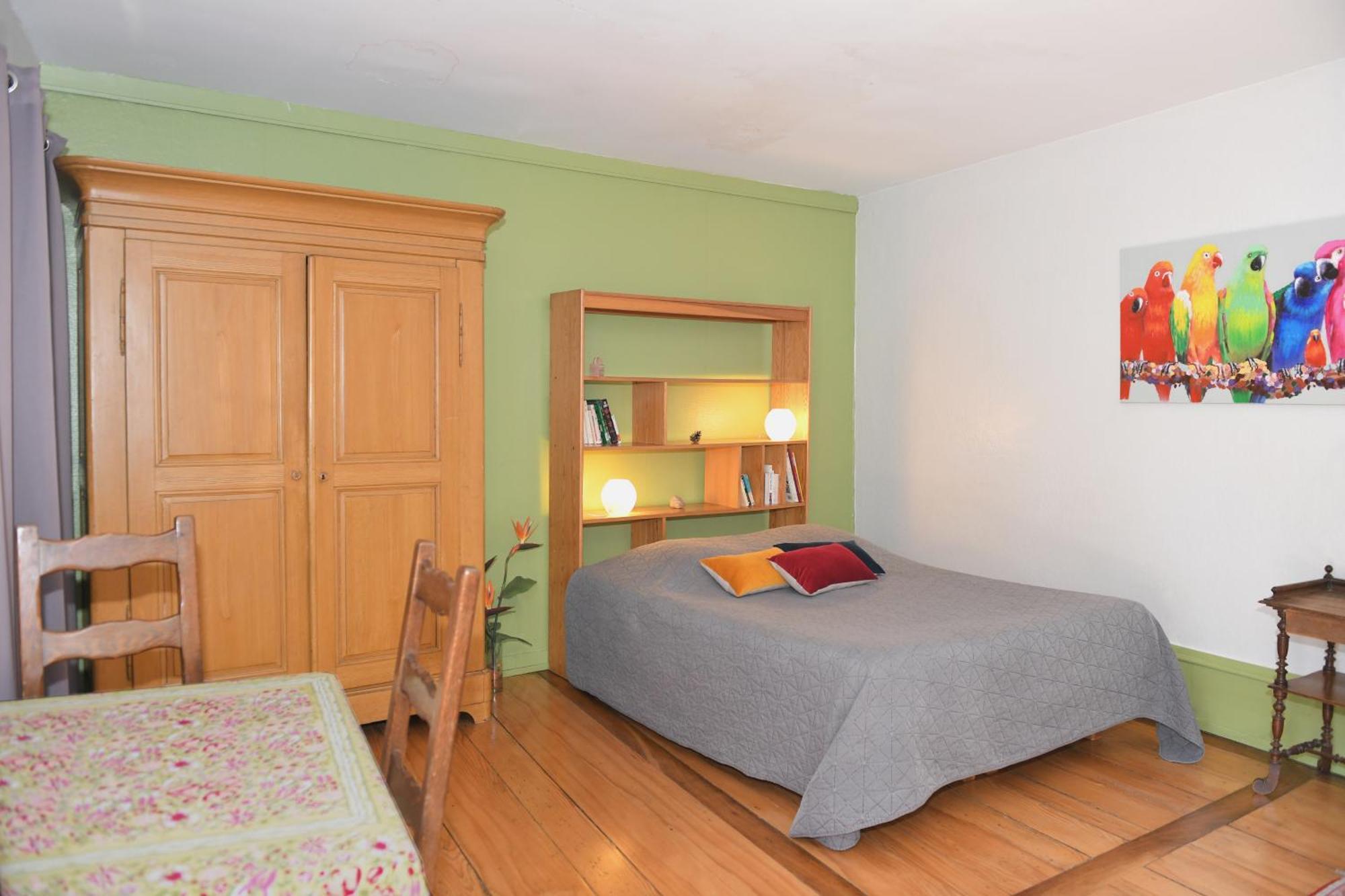 Chez Cecile Chez Le Vigneron Bed & Breakfast