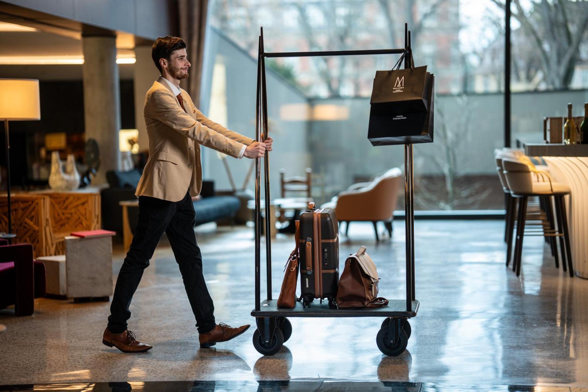 Hotel Mercure Champ De Mars 5*