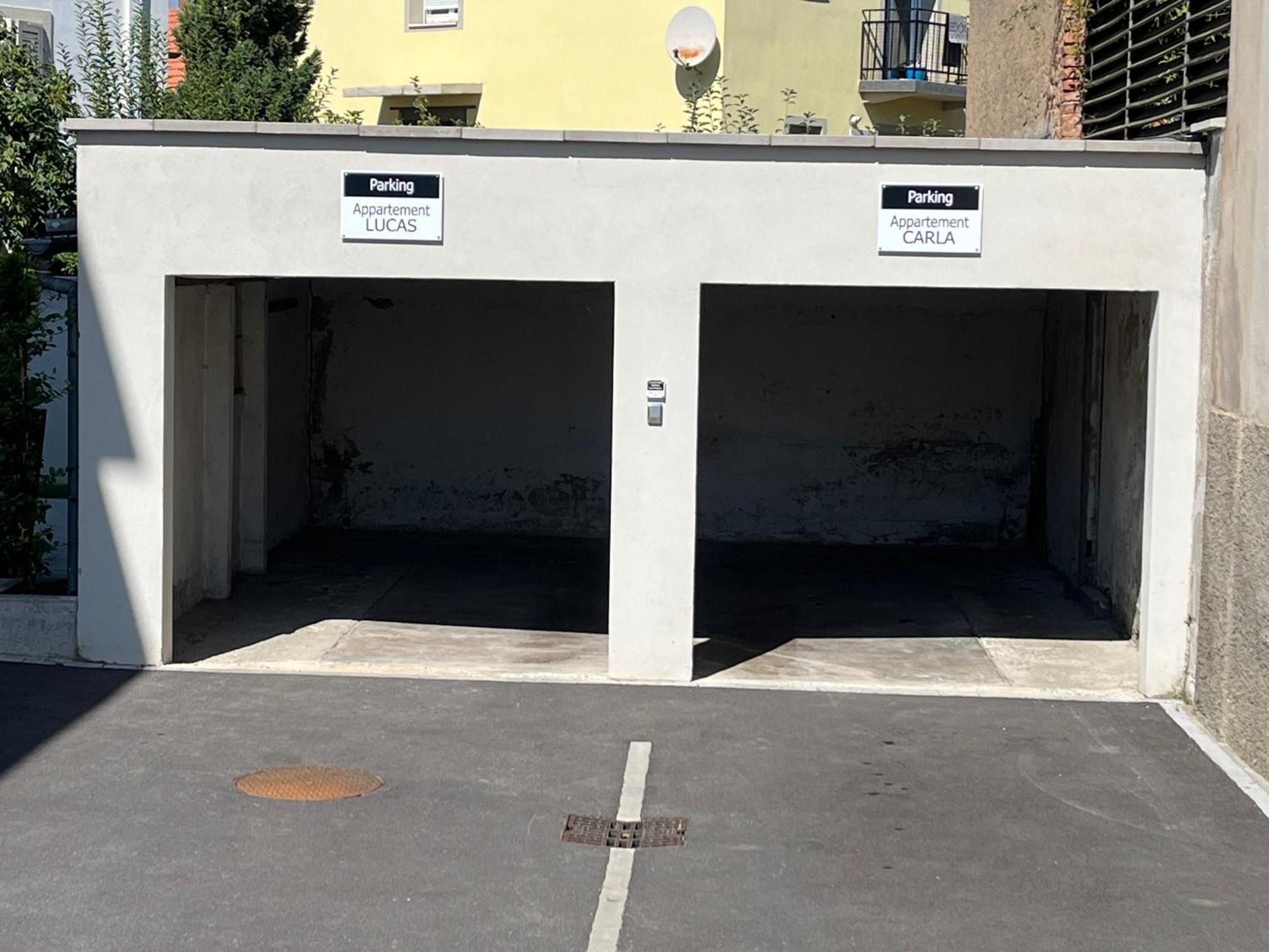 Superbe Au Centre + Parking Privé Appartamento *