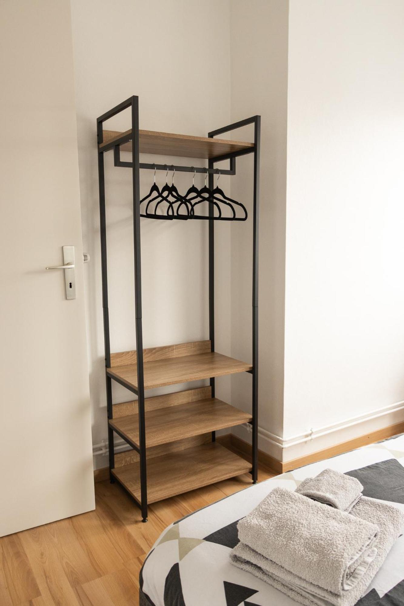 Renove 10 Minutes A Pied Du Coeur De Appartement