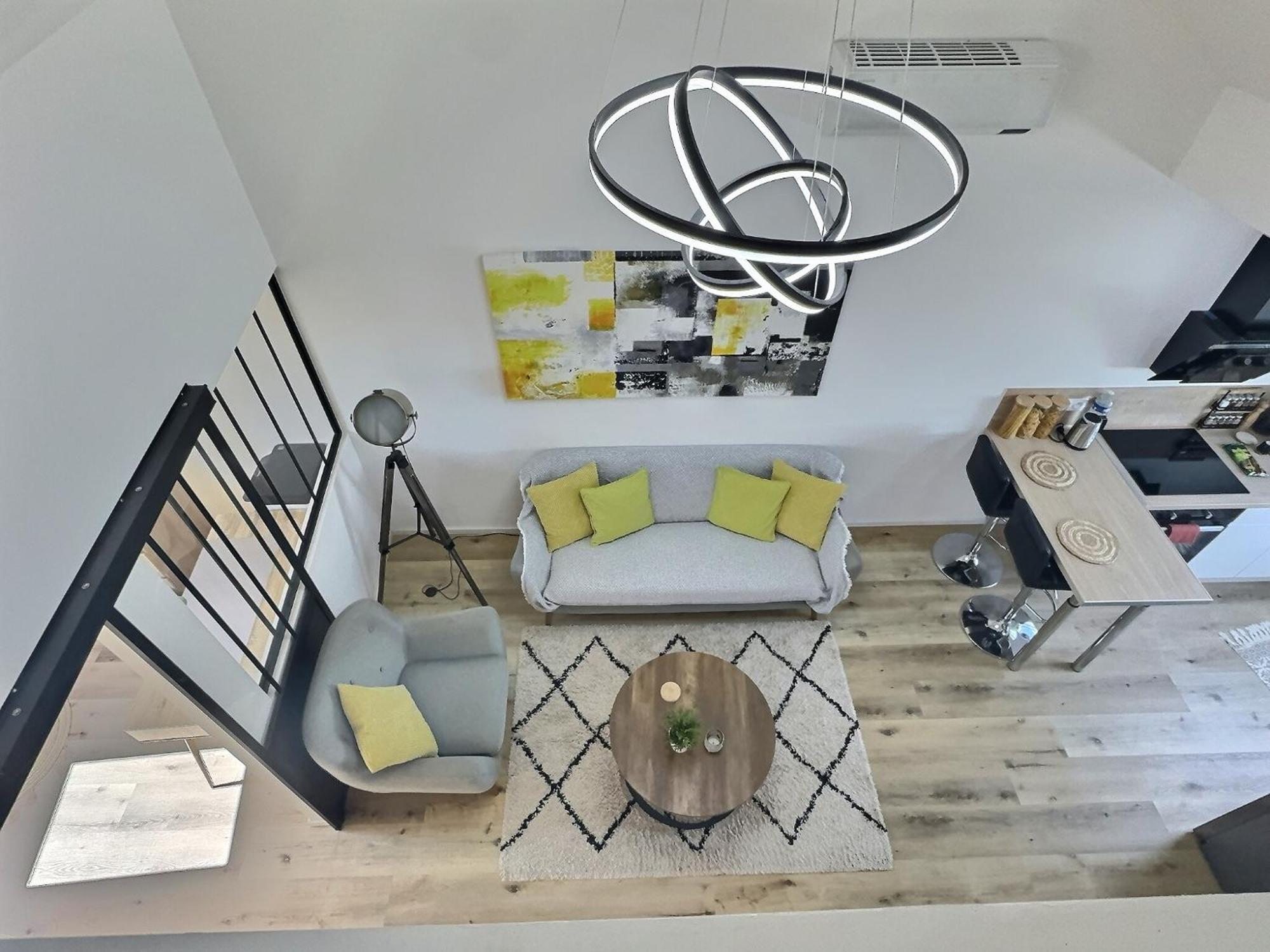 Appartement Loft Ravissant Avec Parking Gratuit *