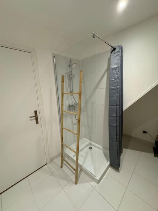 Le Petit Nid De - Parking Prive Appartement *