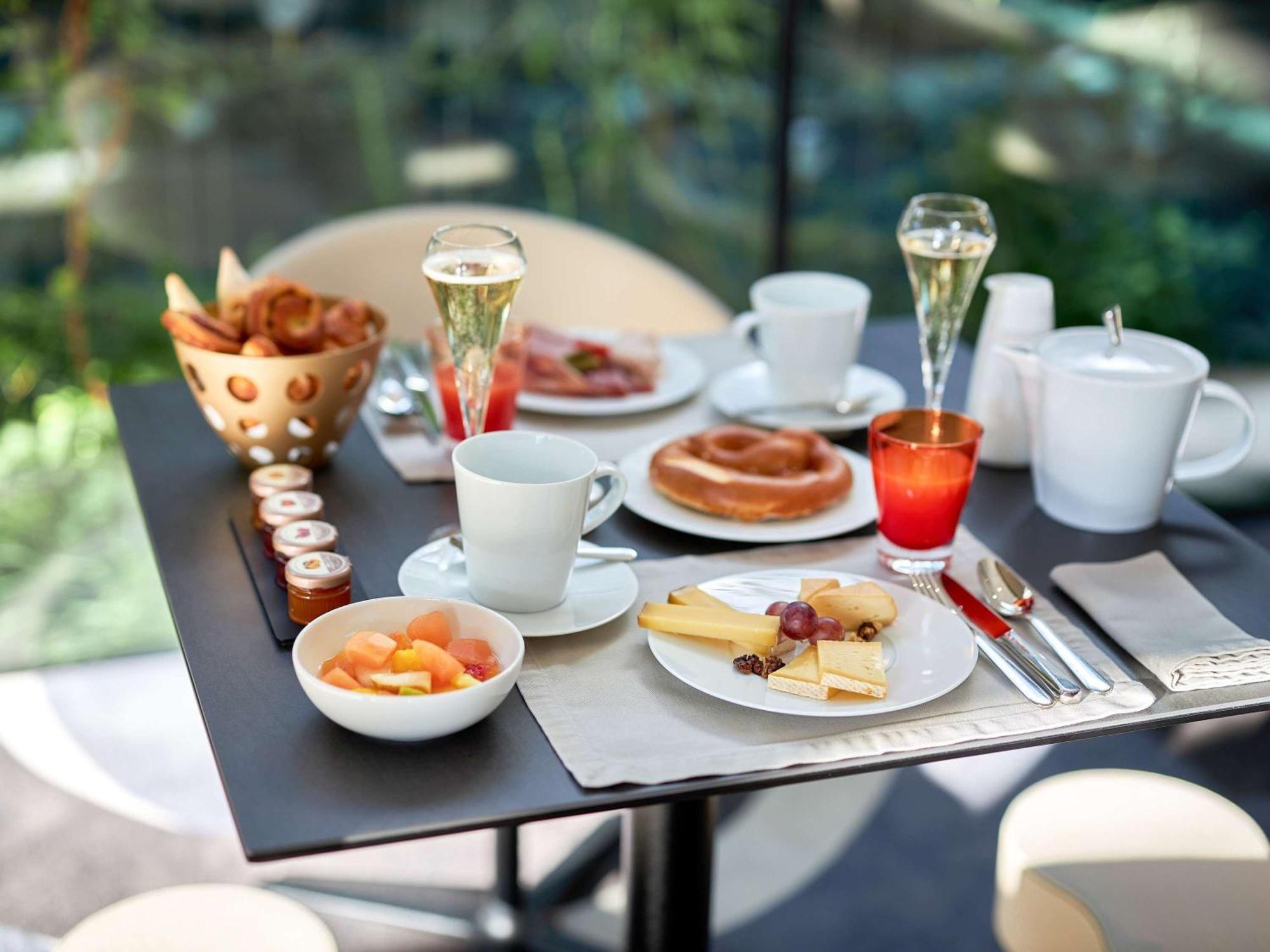 Hotel Mercure Champ De Mars