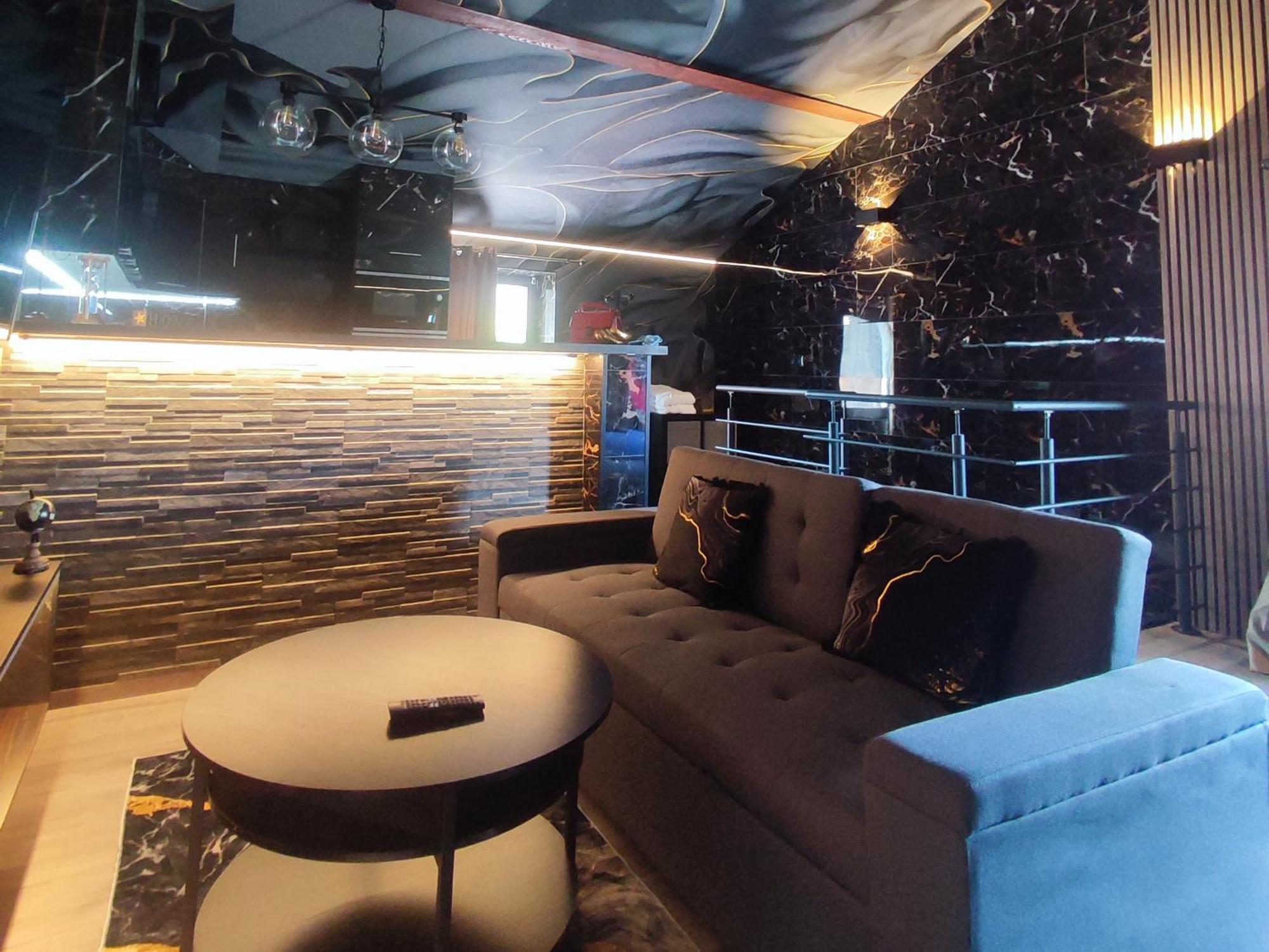 R Luxury Piscine Et Privatifs Vakantiehuis