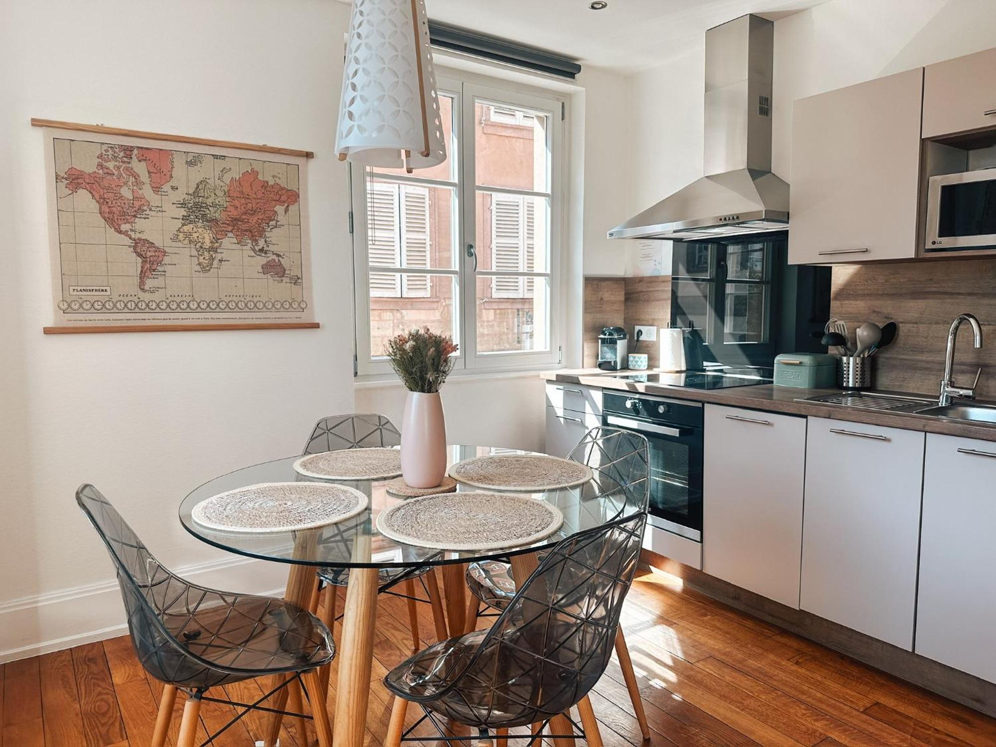 Apartment Pastel Au Grenier A Sel Colmar