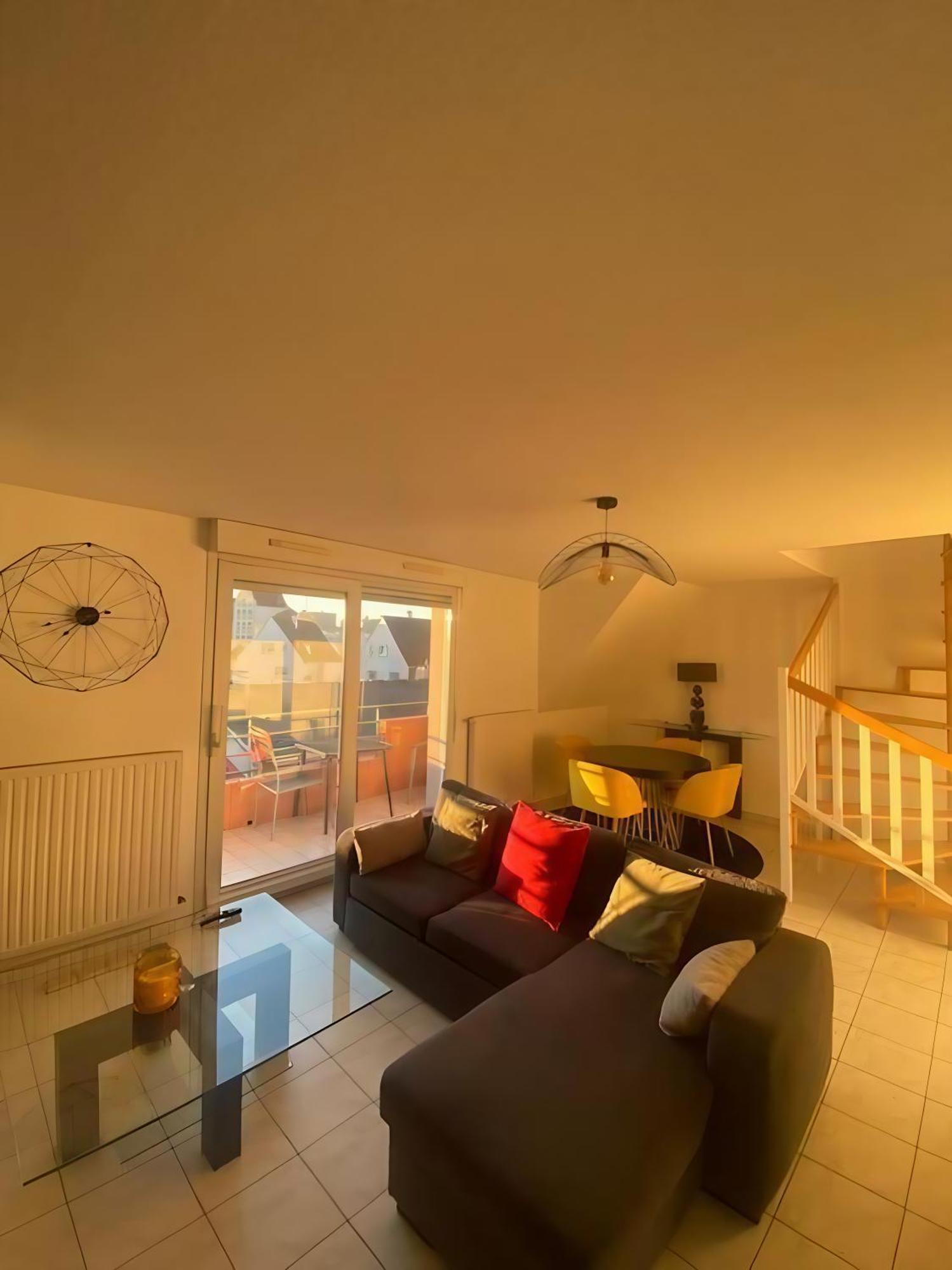 Superbe Duplex Proche Centre Parking Gratuit