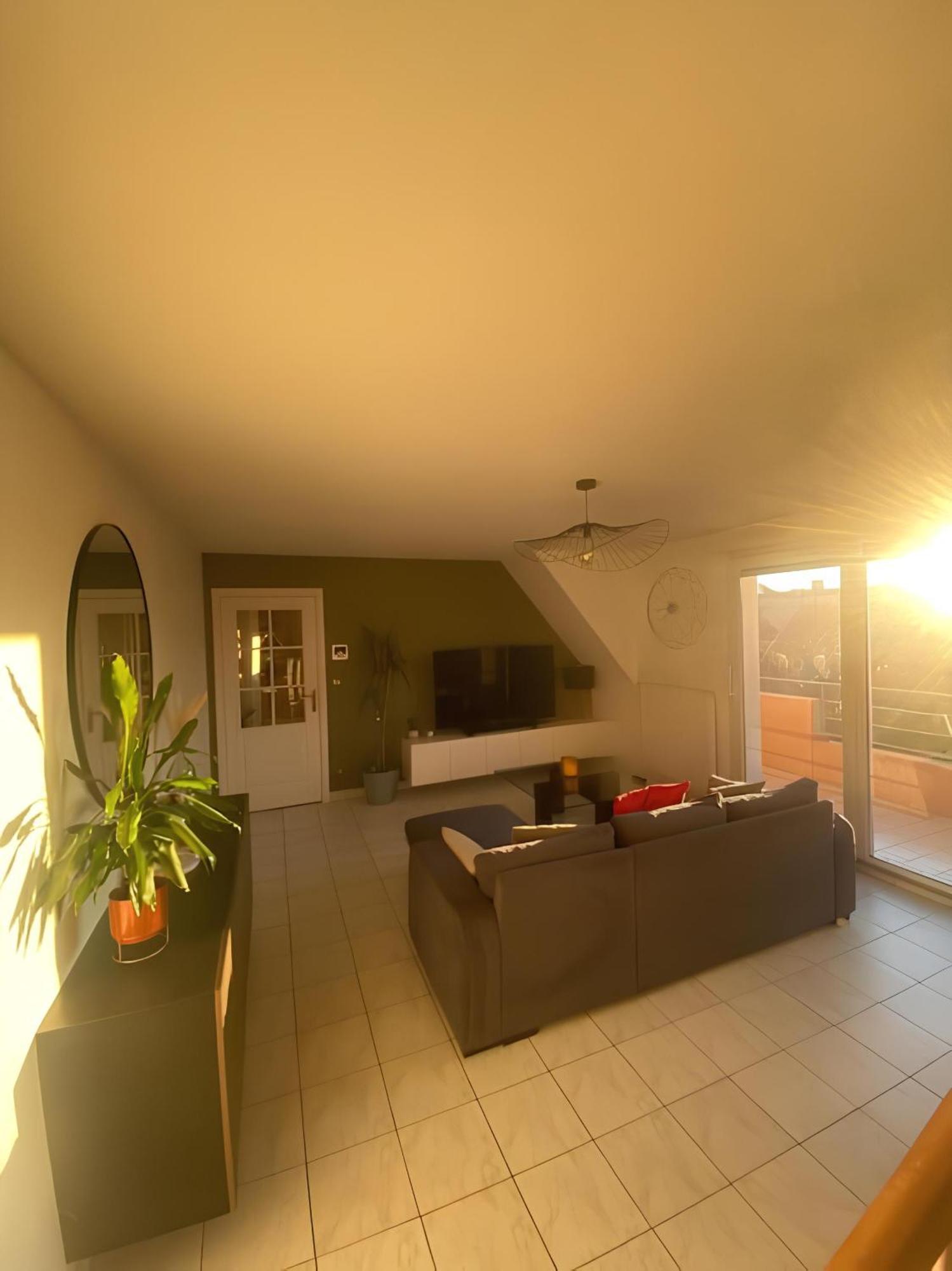 Superbe Duplex Proche Centre Parking Gratuit