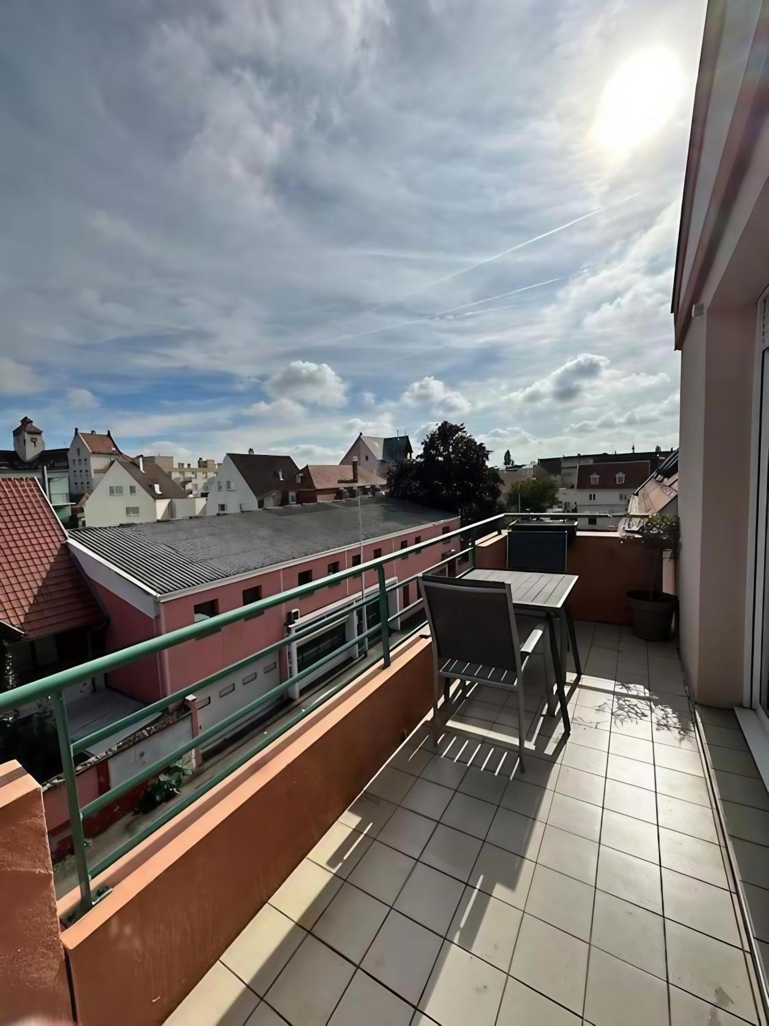 Superbe Duplex Proche Centre Parking Gratuit Apartment *