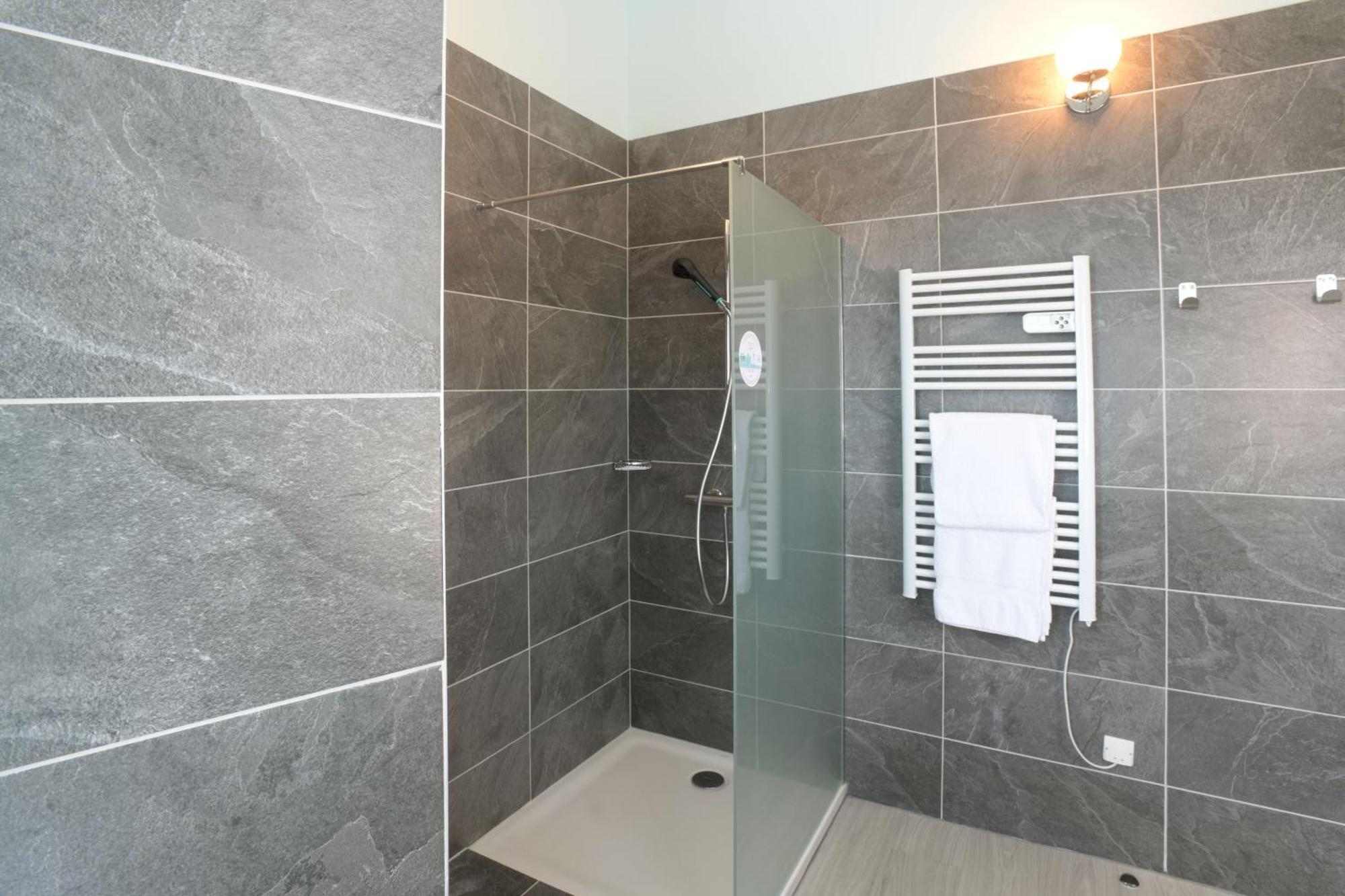 Apartment Au Cheval Blanc - Familial 6p Parking Prive Proche Centre