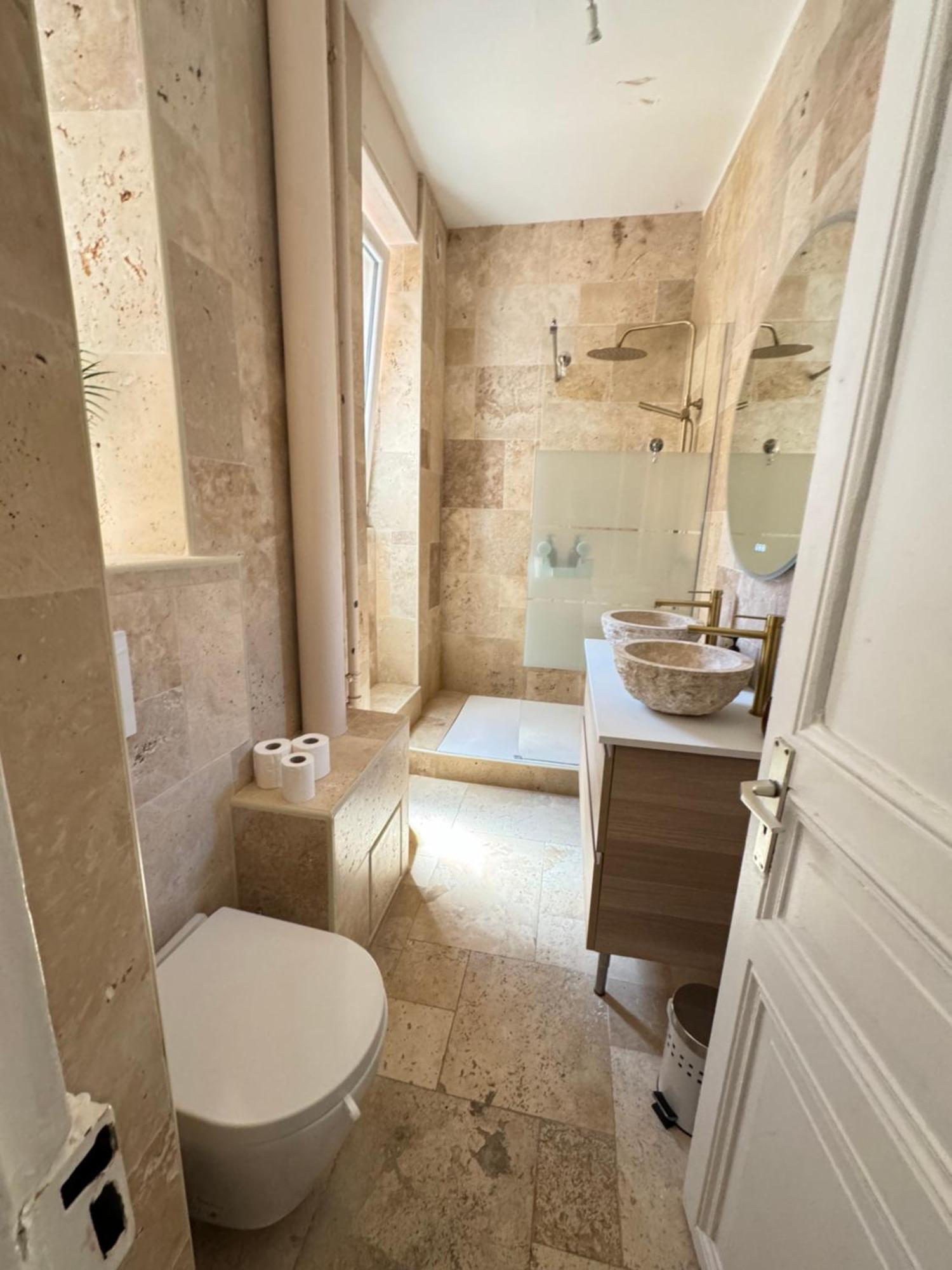 Le Charme De - Proche Centre Et Gare - 8 Personnes - Arrivee Autonome Appartement