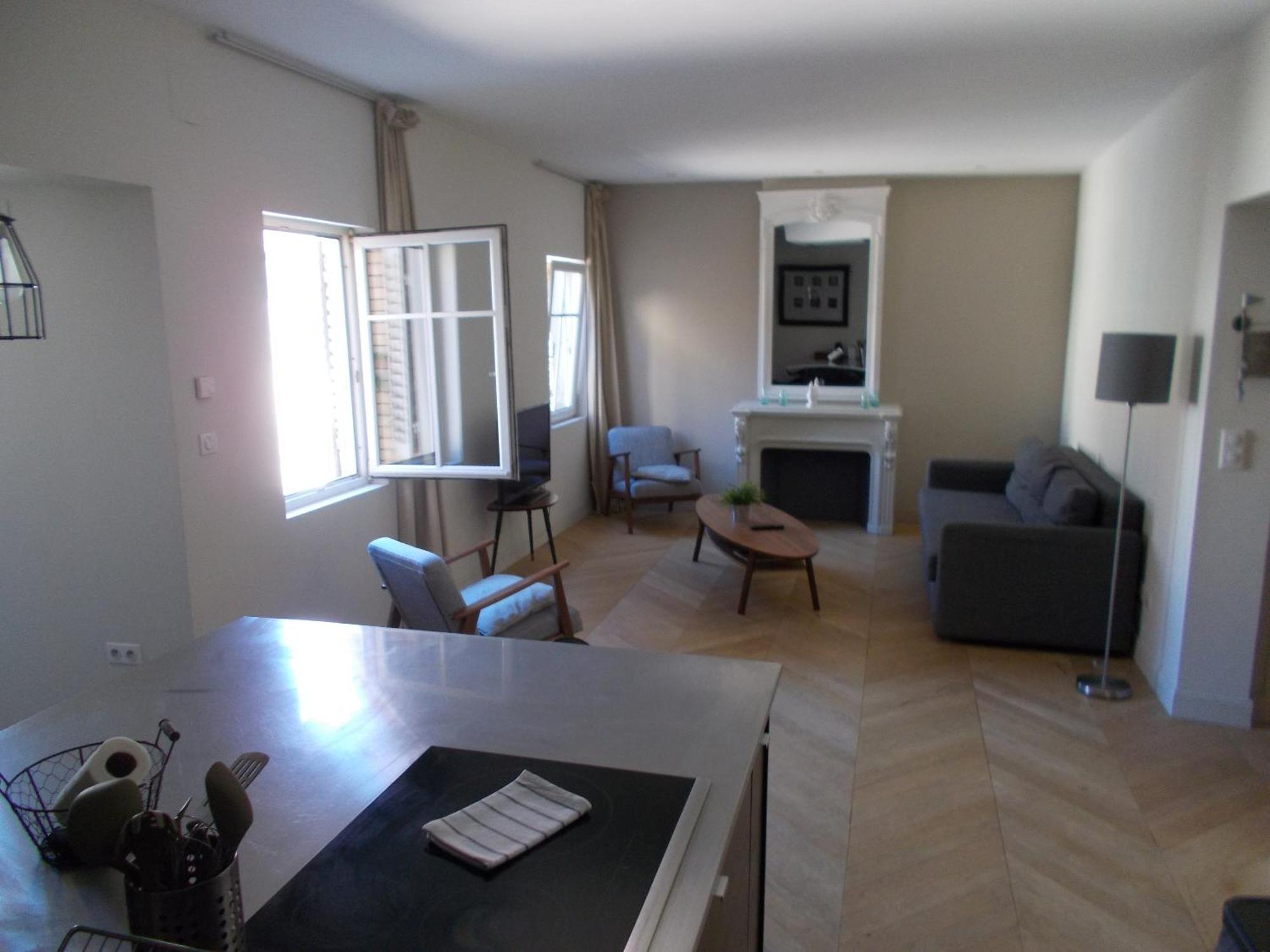 La Cour De Berthe Est Apartment *