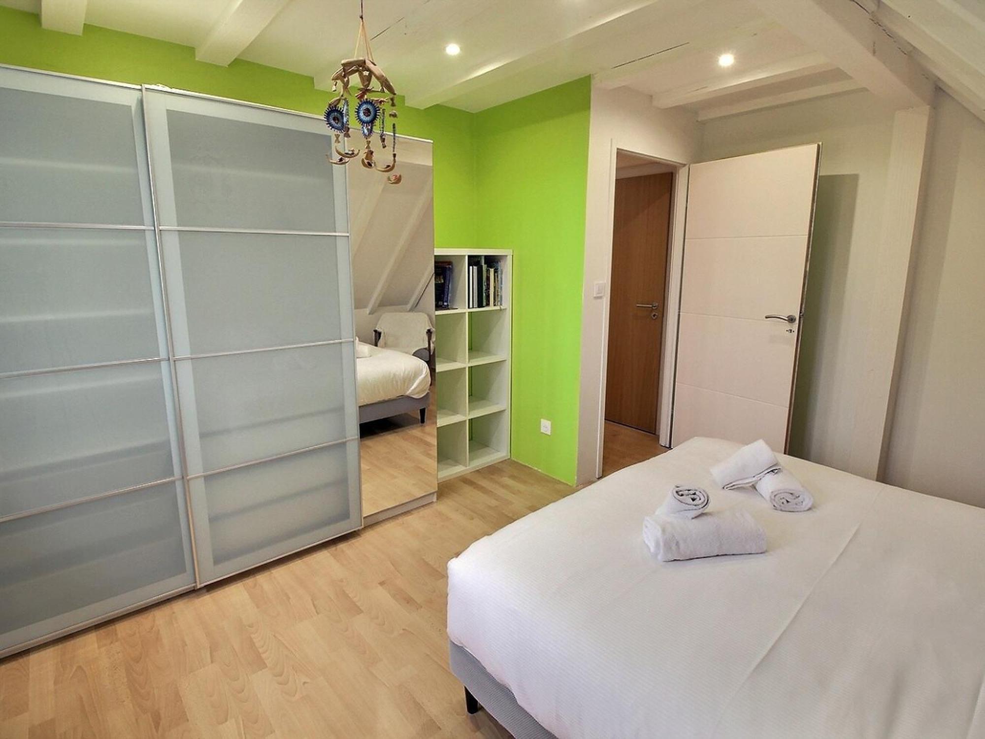 Maison Spacieuse A Colmar, 5 Chambres, Terrasse, Wifi, Parking Gratuit - Fr-1-722-12 Hébergement de vacances *