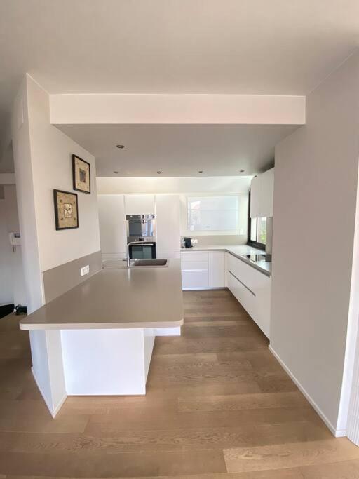 Les Murmures Des Toits - Hypercentre - Garage Prive Appartement *