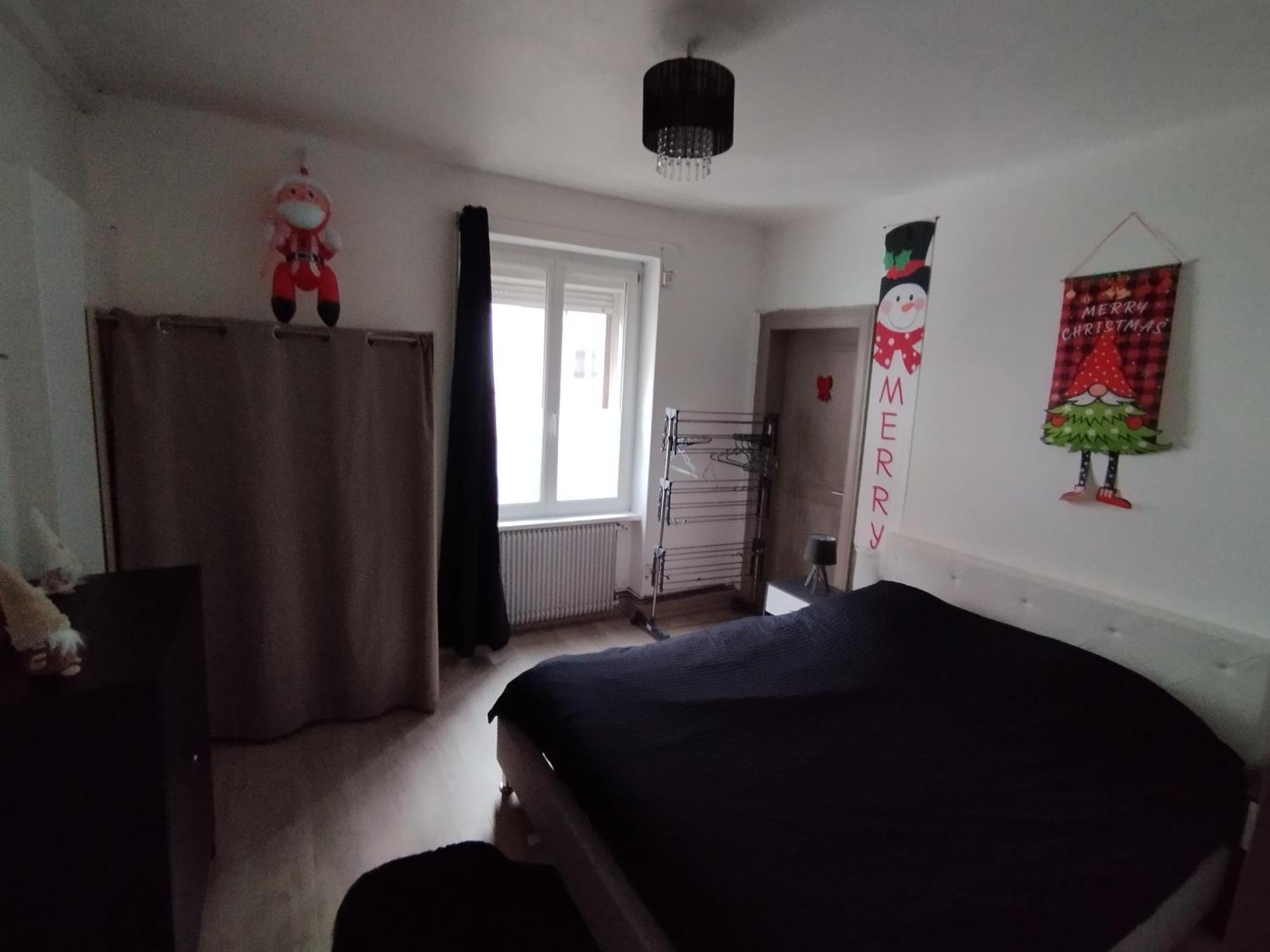 De 3 Pieces, Appartement *