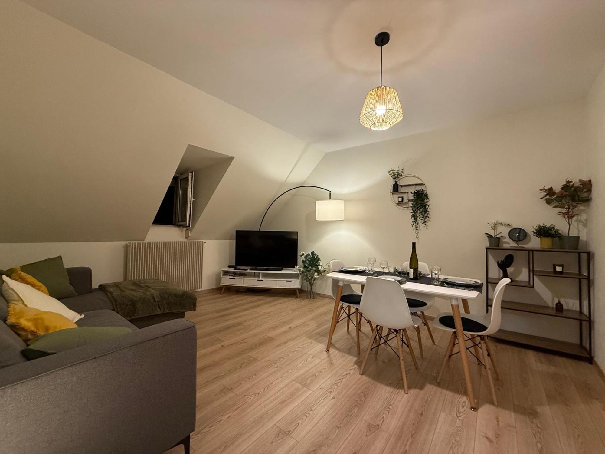 Proche Centre Avec Parking Appartement *