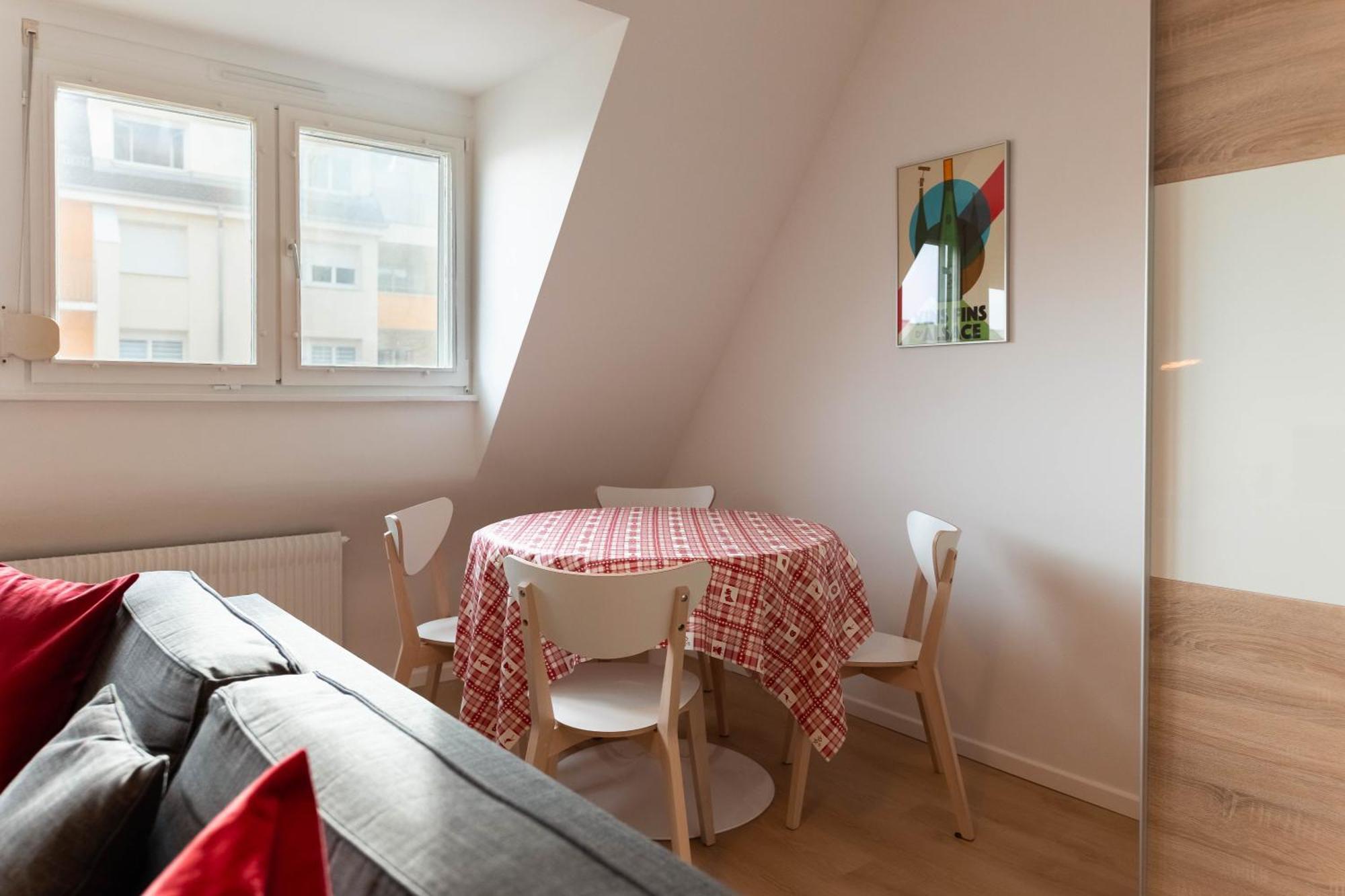 Le 16 - Parking Center * Colmar