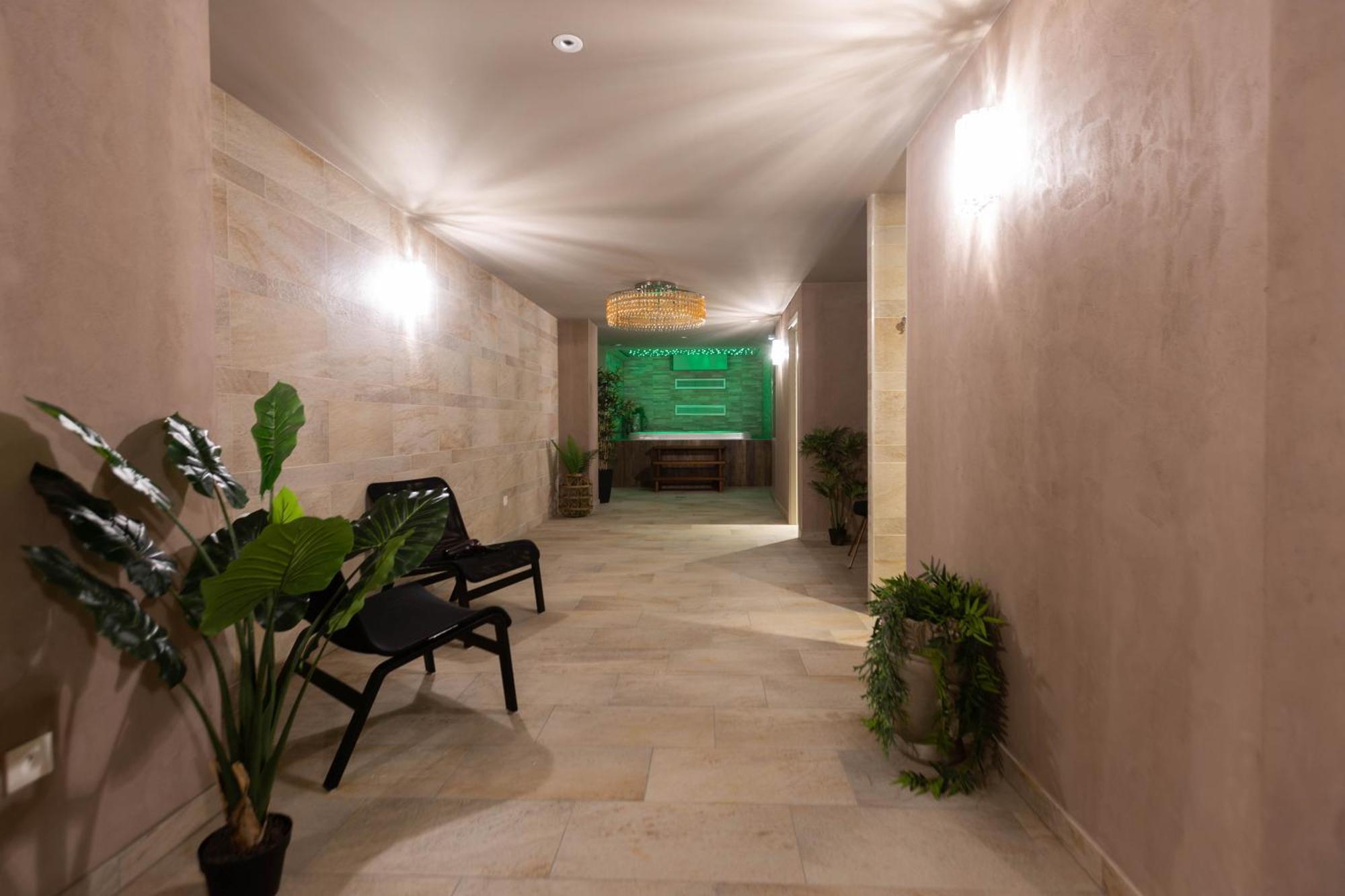 1834&spa *