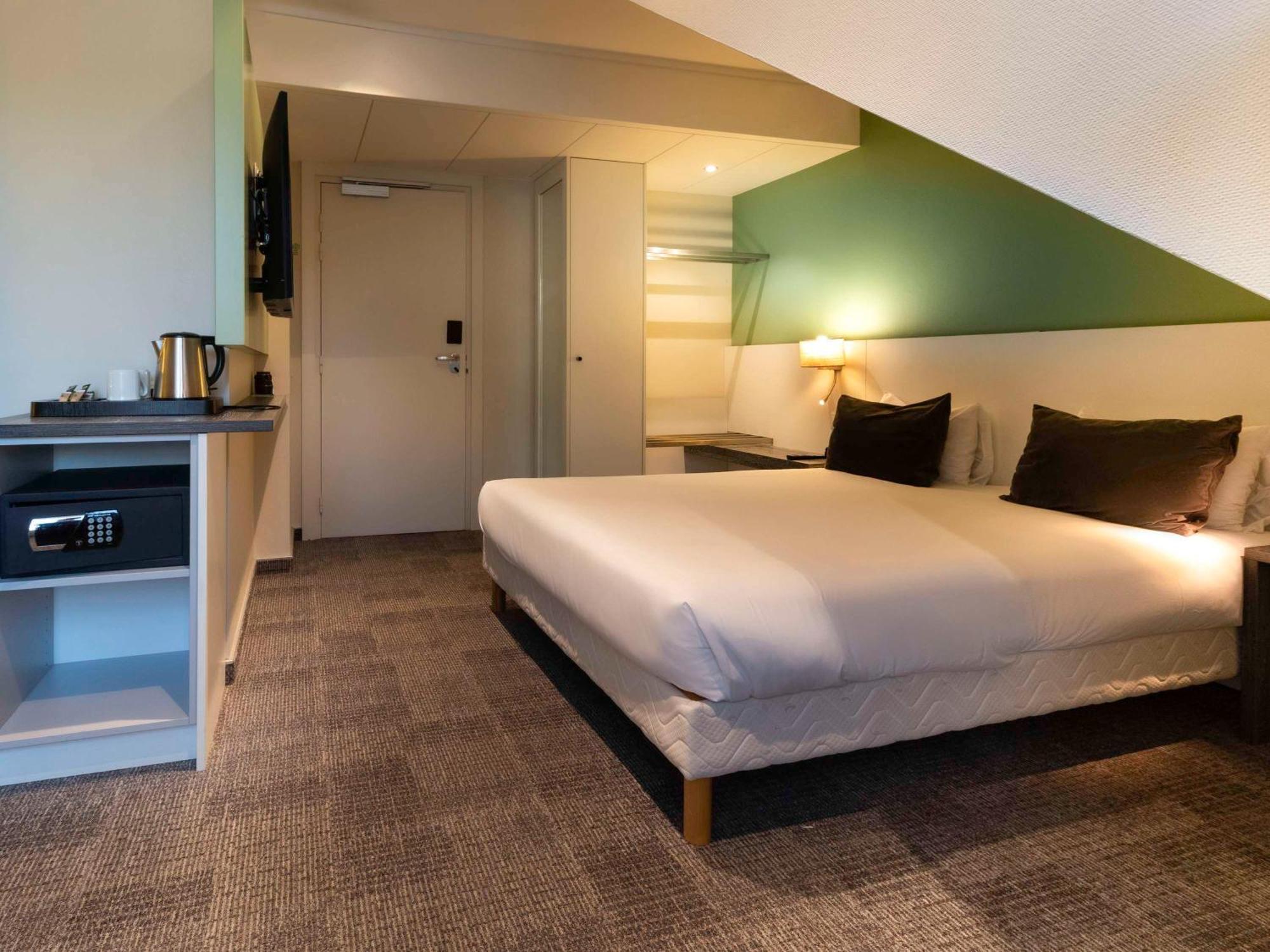 Greet Hotel