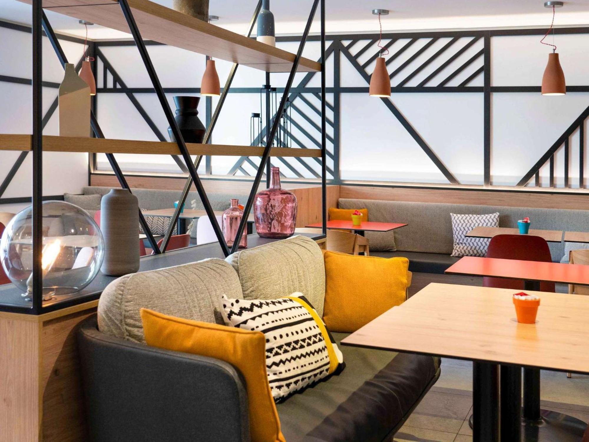 Ibis Styles Centre, Et Son De Plateau Repas Hotel Colmar