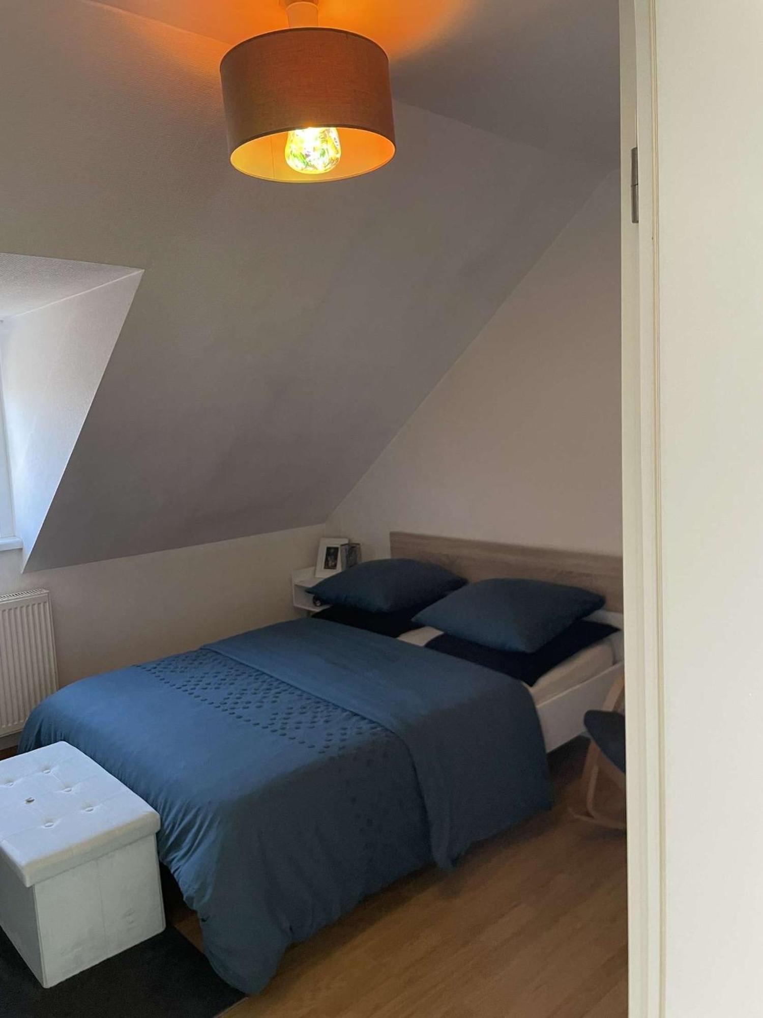 Joli Avec Place De Parking Prive Appartement