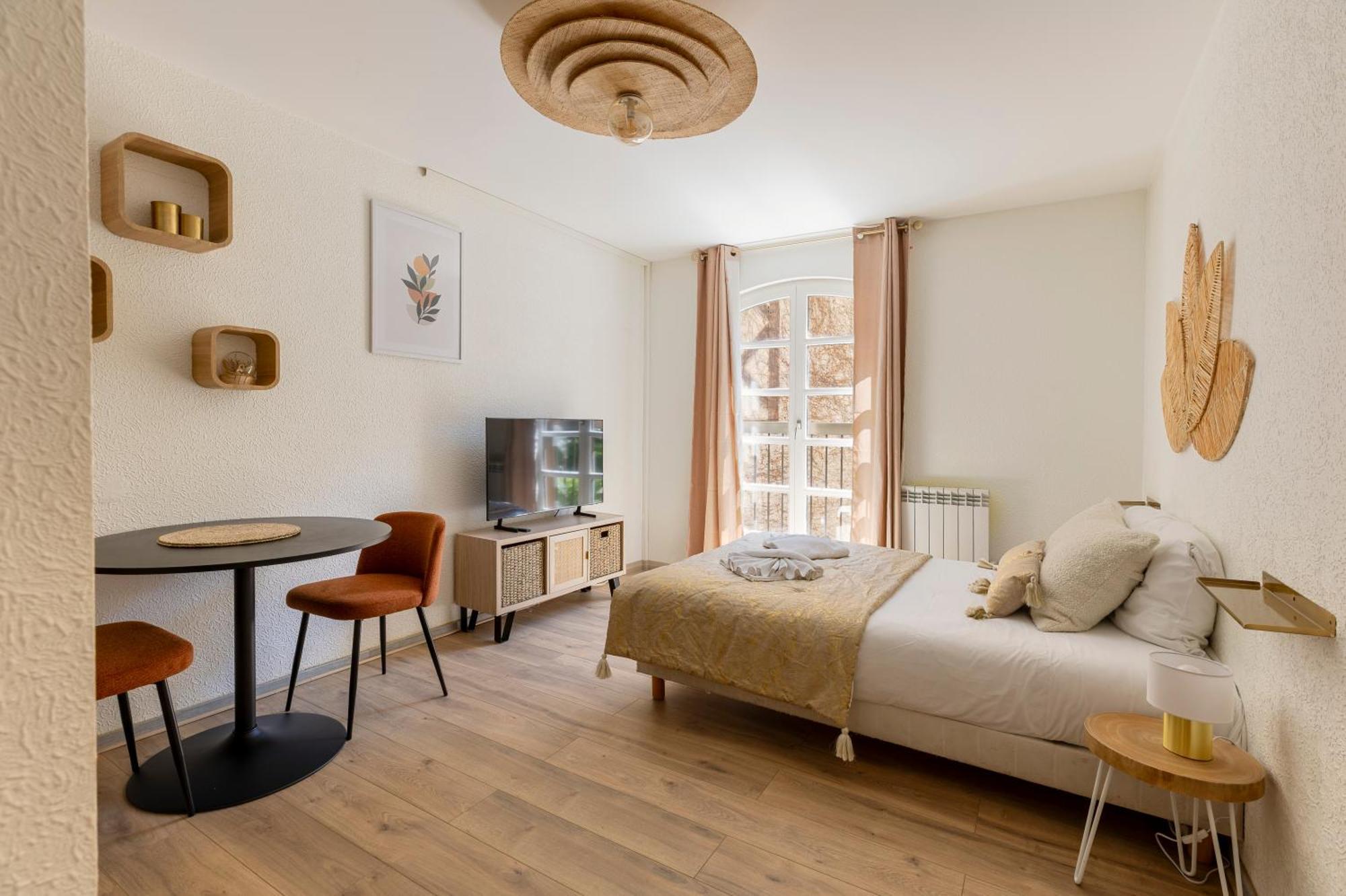 Travel Homes - The Pfeffel, 2m Walk Little Venice Apartment *