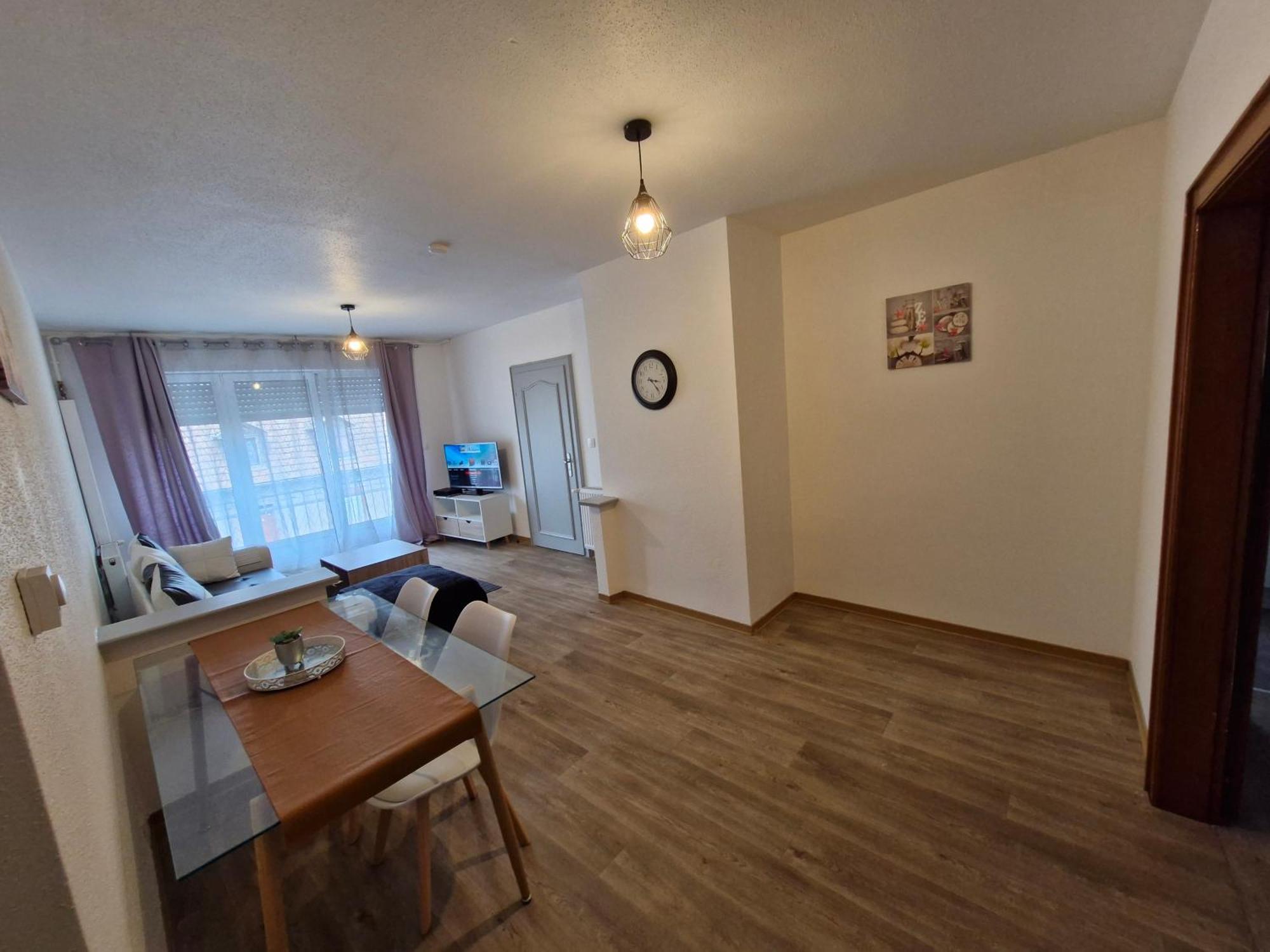 Nest Apartment