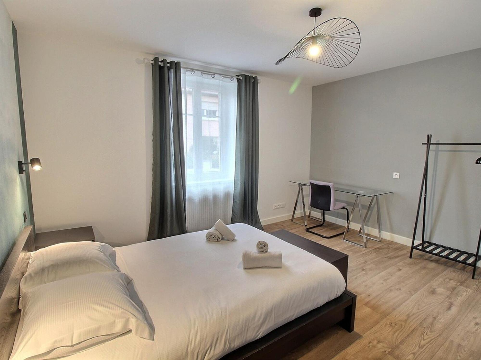 Renove A Avec Jardin Et Terrasse - Fr-1-722-11 Appartement