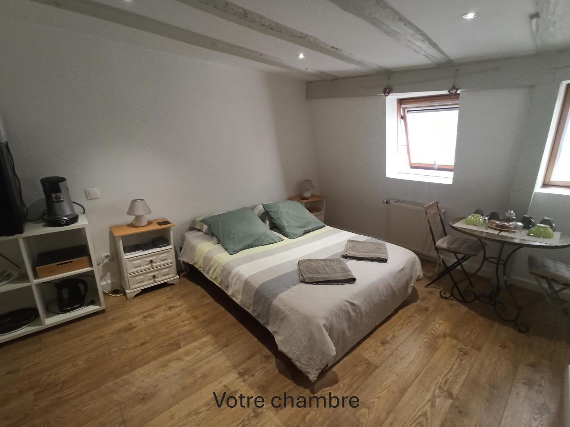 Chambre - Centre Historique - Equipee - Salle D'Eau Et Wc Prives Capsulehotel *