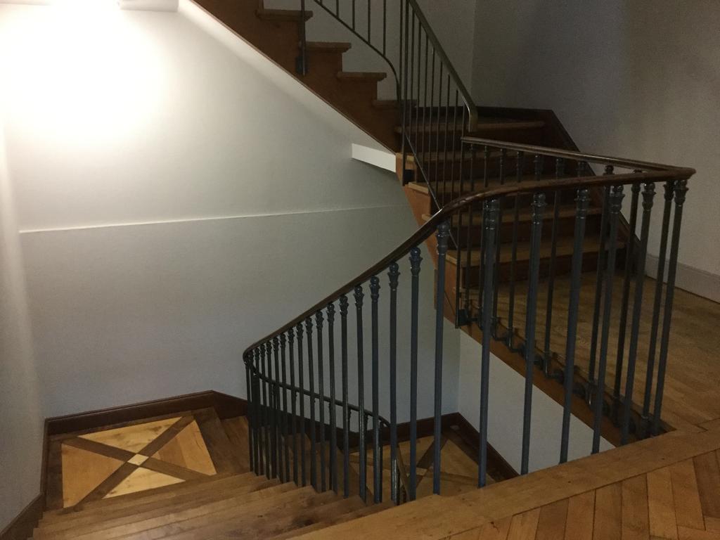 Sur Cour Au Coeur De Apartment