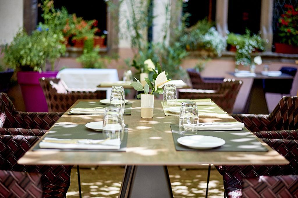 Relais & Chateaux La Maison Des Tetes Colmar