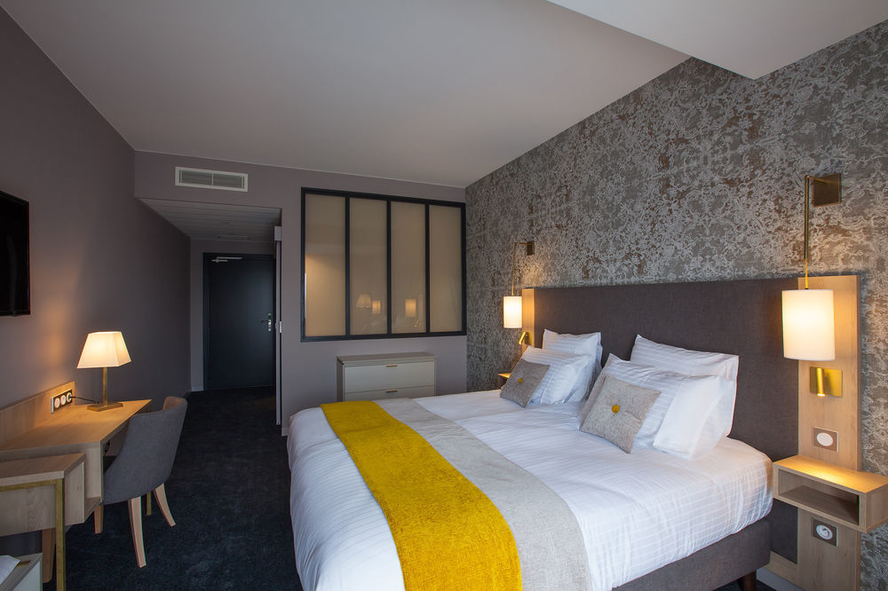 Boutique Centre Hotel 4*