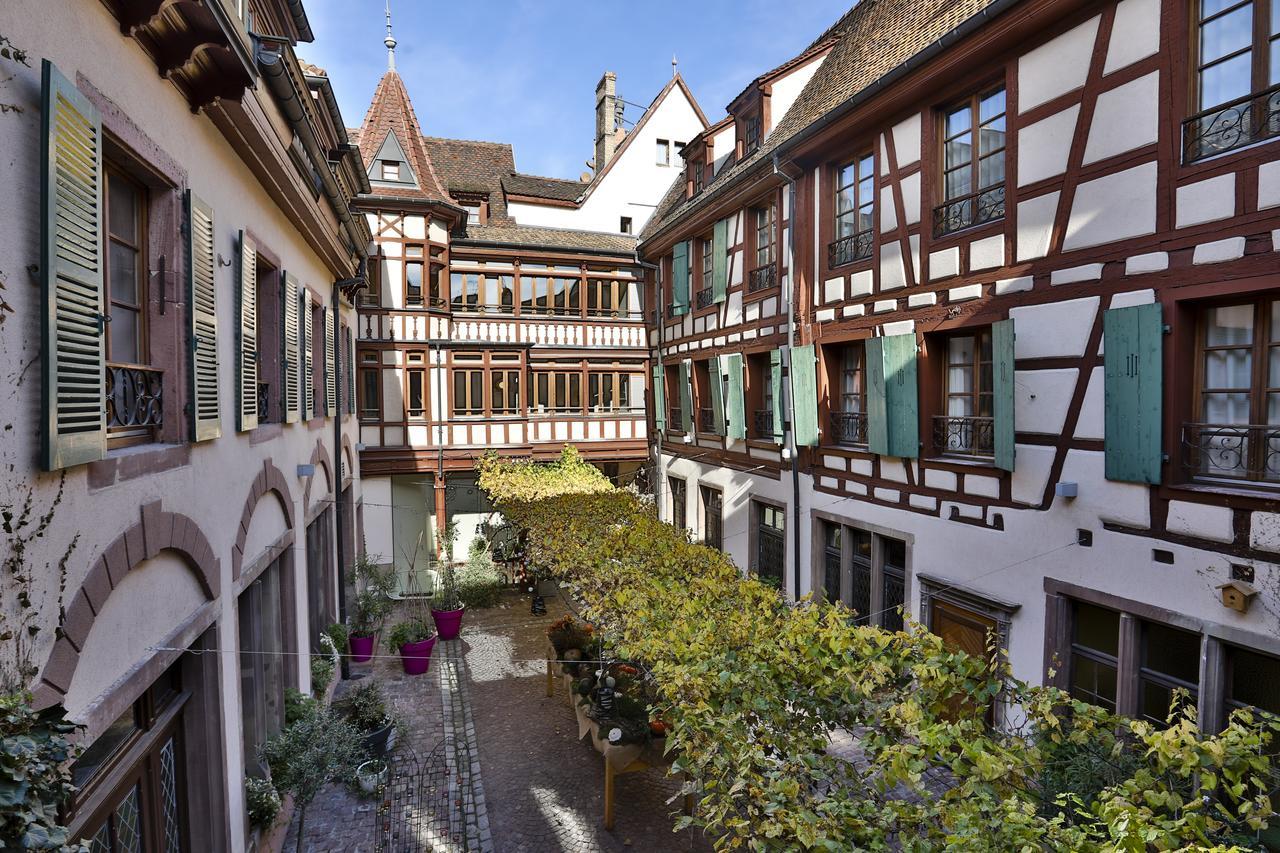 Relais & Chateaux La Maison Des Tetes Hotel