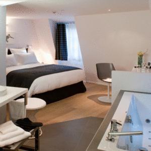 Quatorze 4*