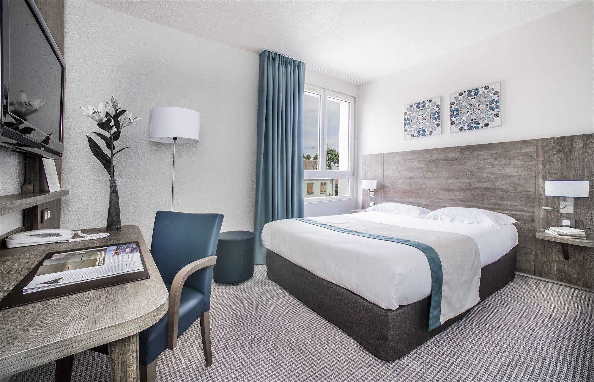 Logis Beausejour Hotel