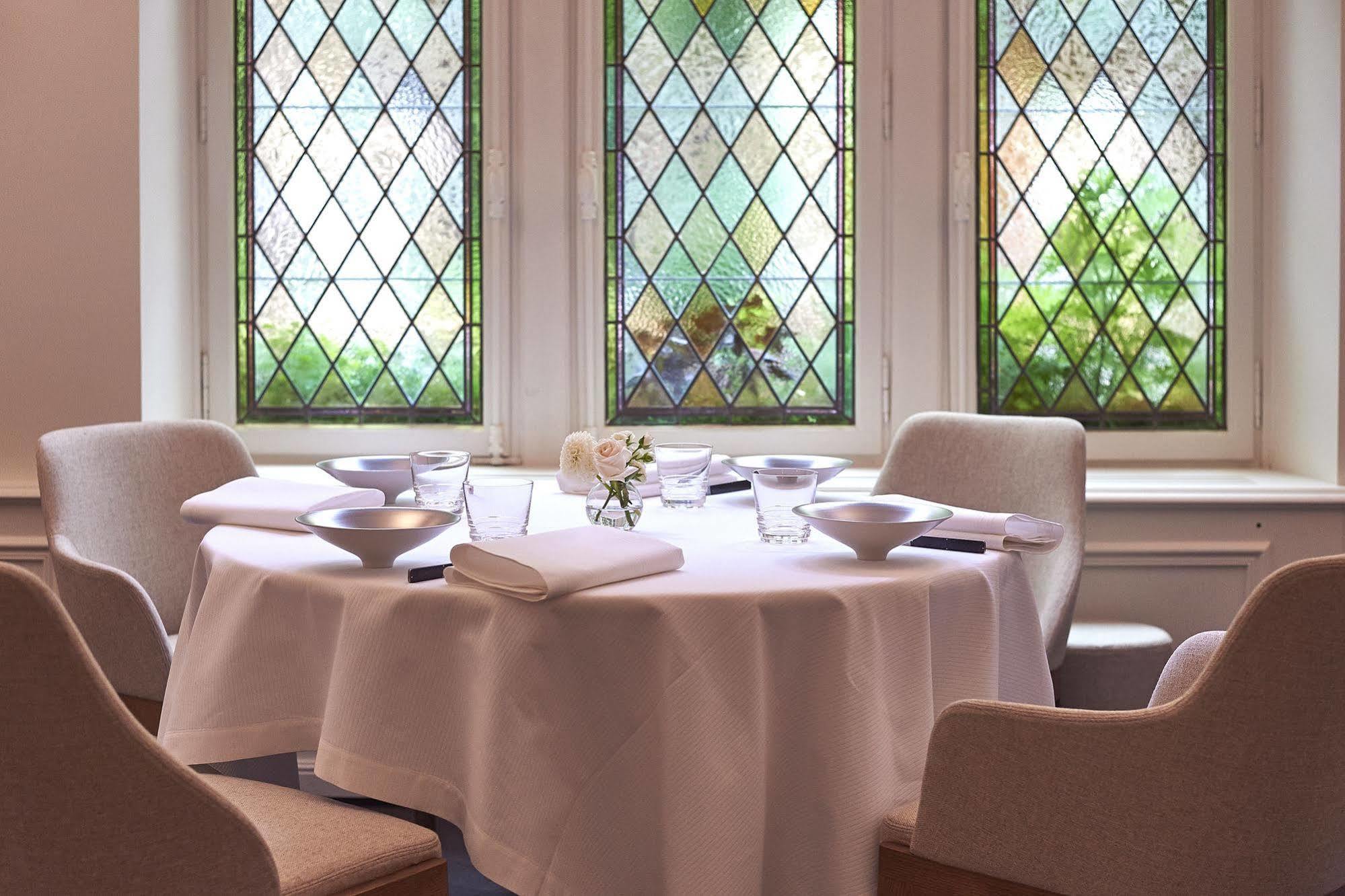Relais & Chateaux La Maison Des Tetes Hotel