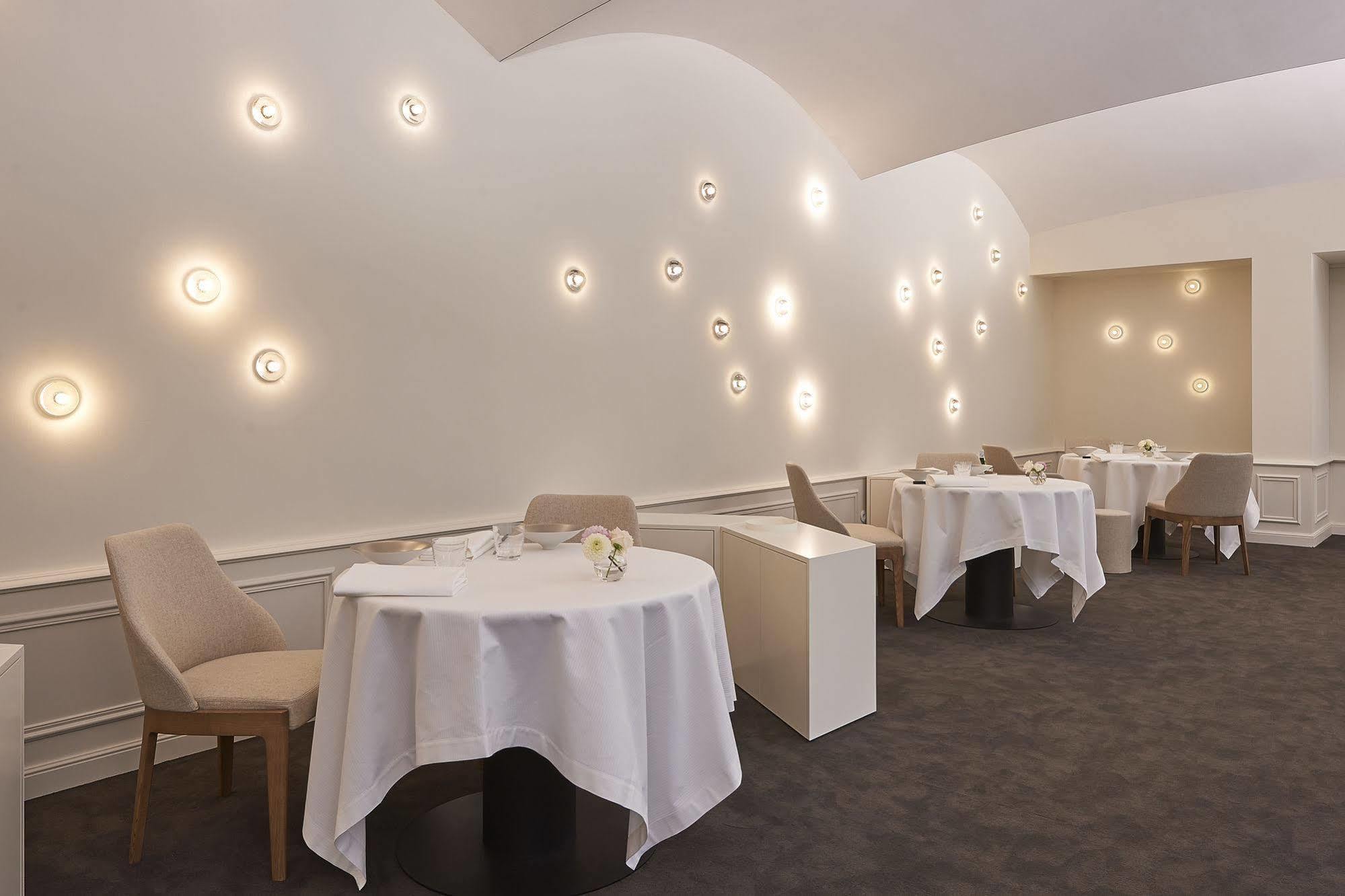 Relais & Chateaux La Maison Des Tetes 5*
