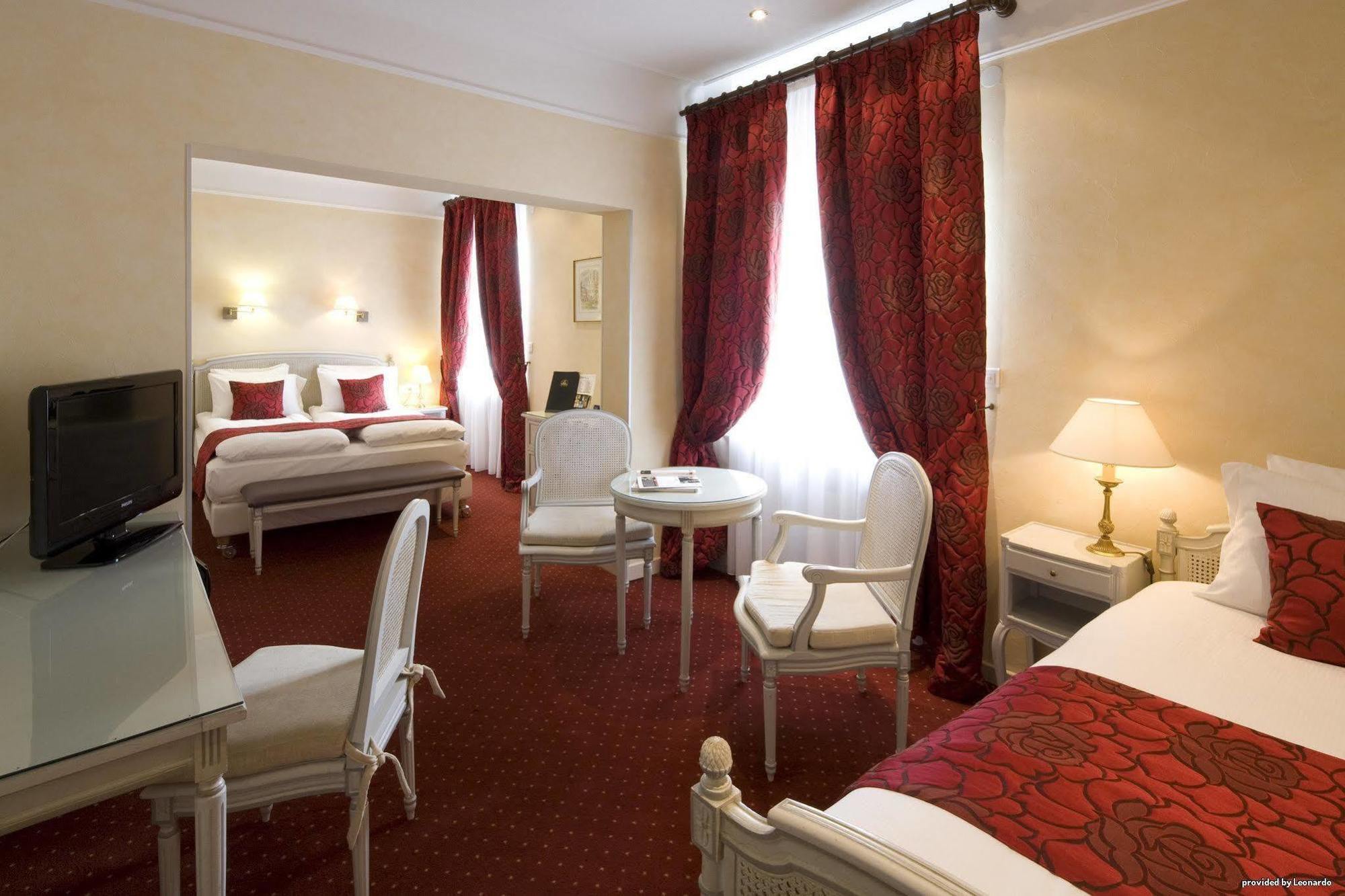 Grand Bristol Hotel 4*