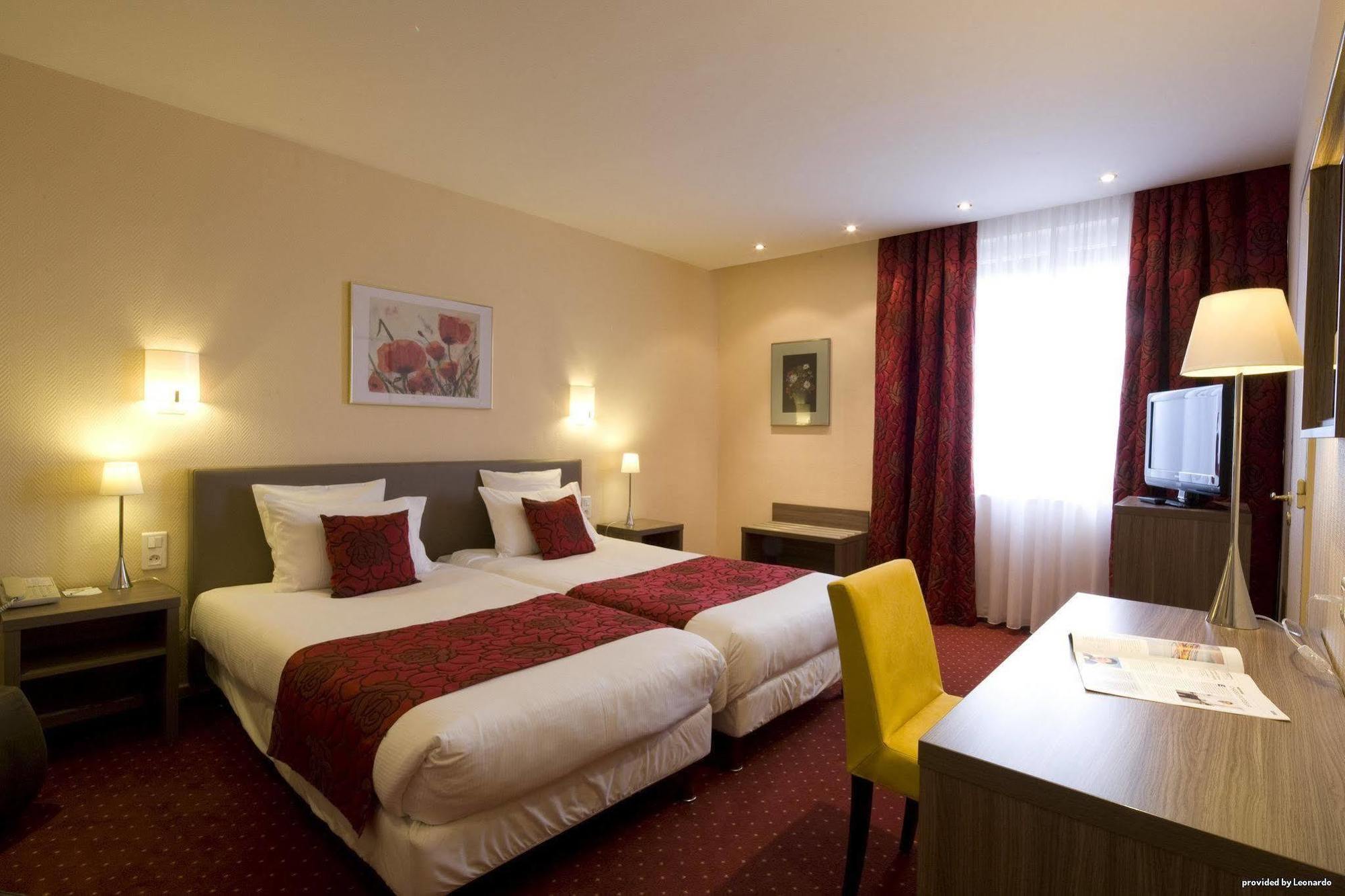 Grand Bristol Hotel