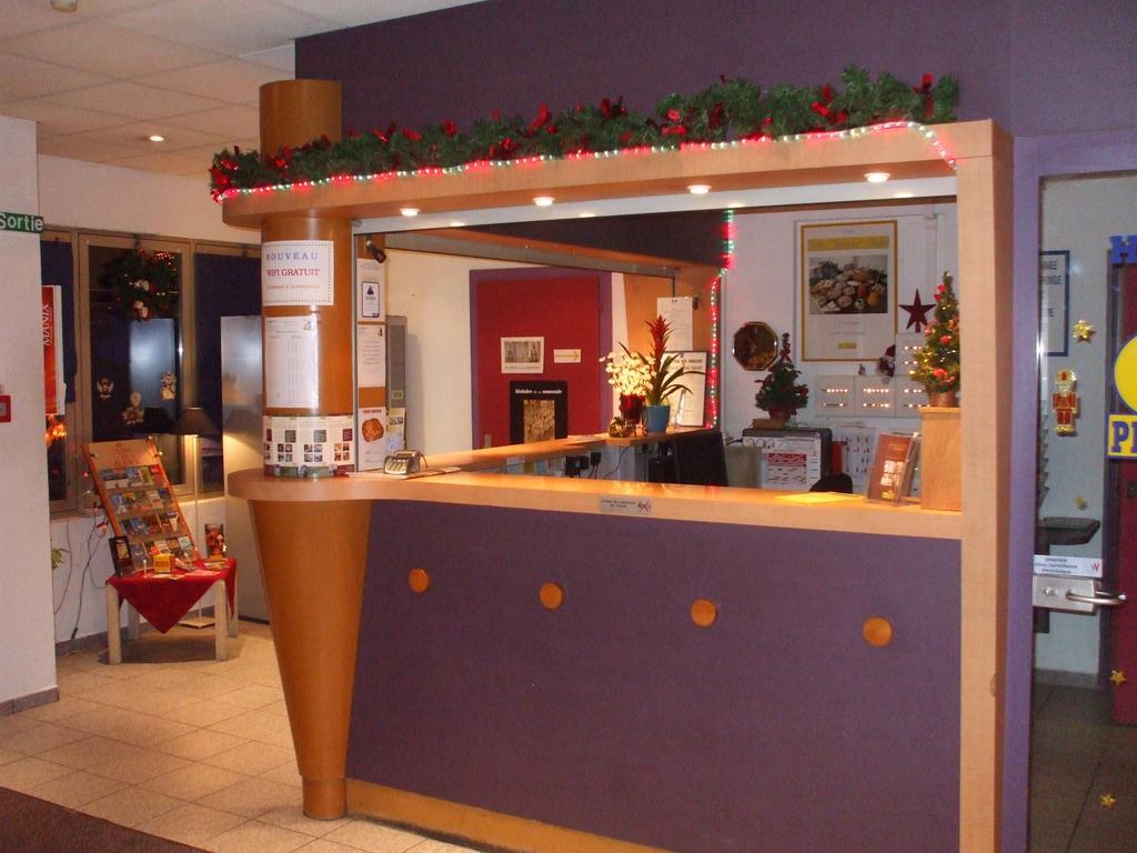 Primo Centre Hotel 2*
