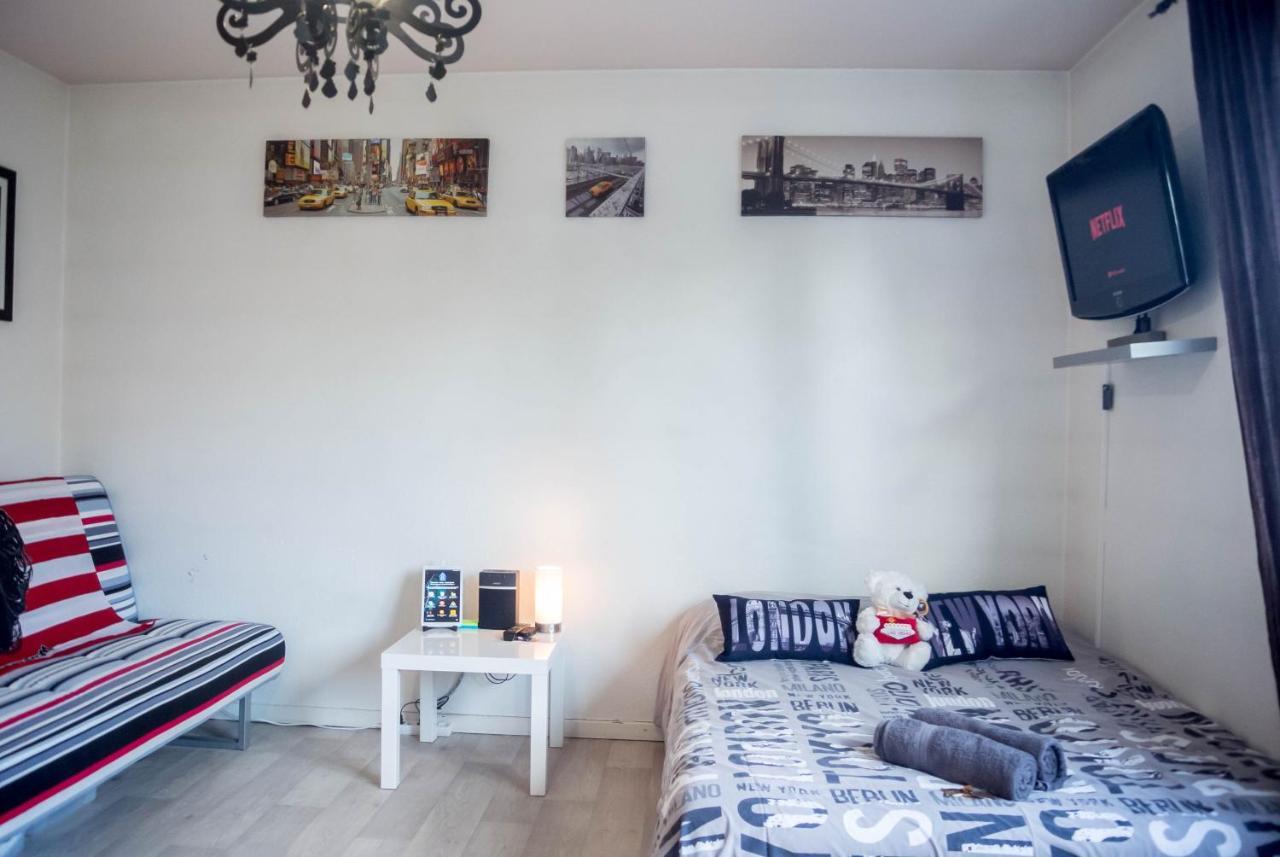 Travel Homes - The Eastside, Parking And Downtown Colmar