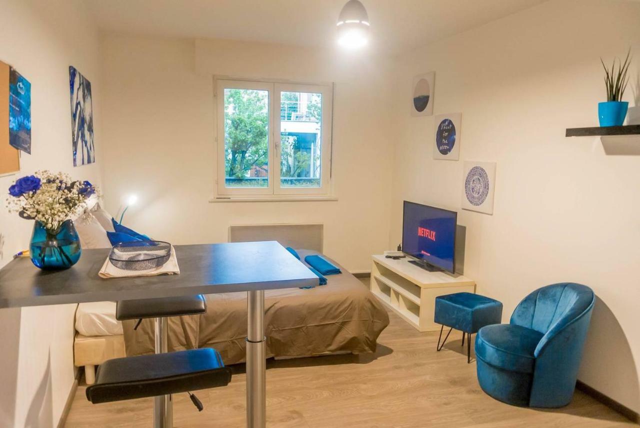 Travel Homes - The Bluefel, 2m Walk Little Venice Apartment