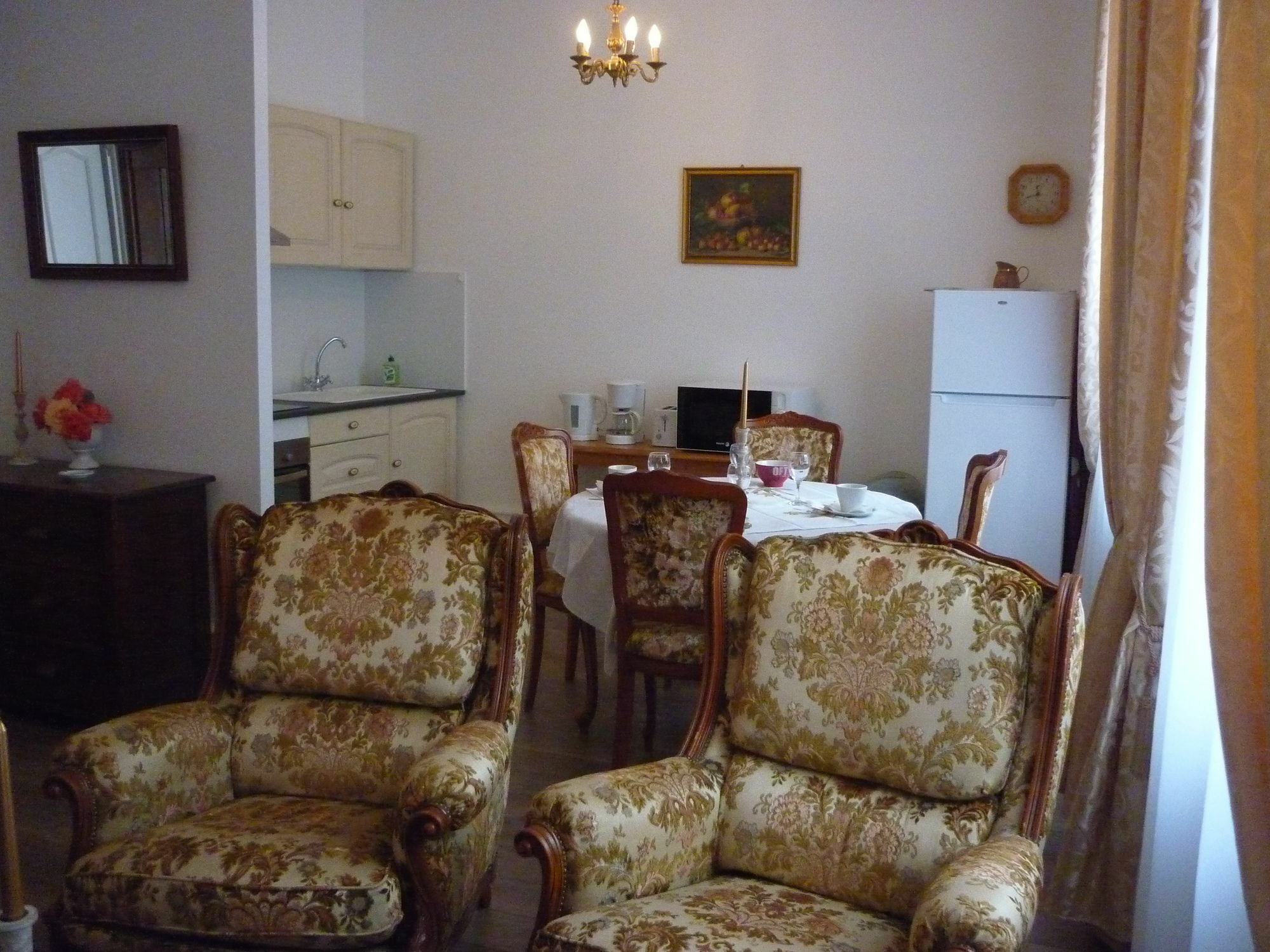L'ambassadeur - Centre *