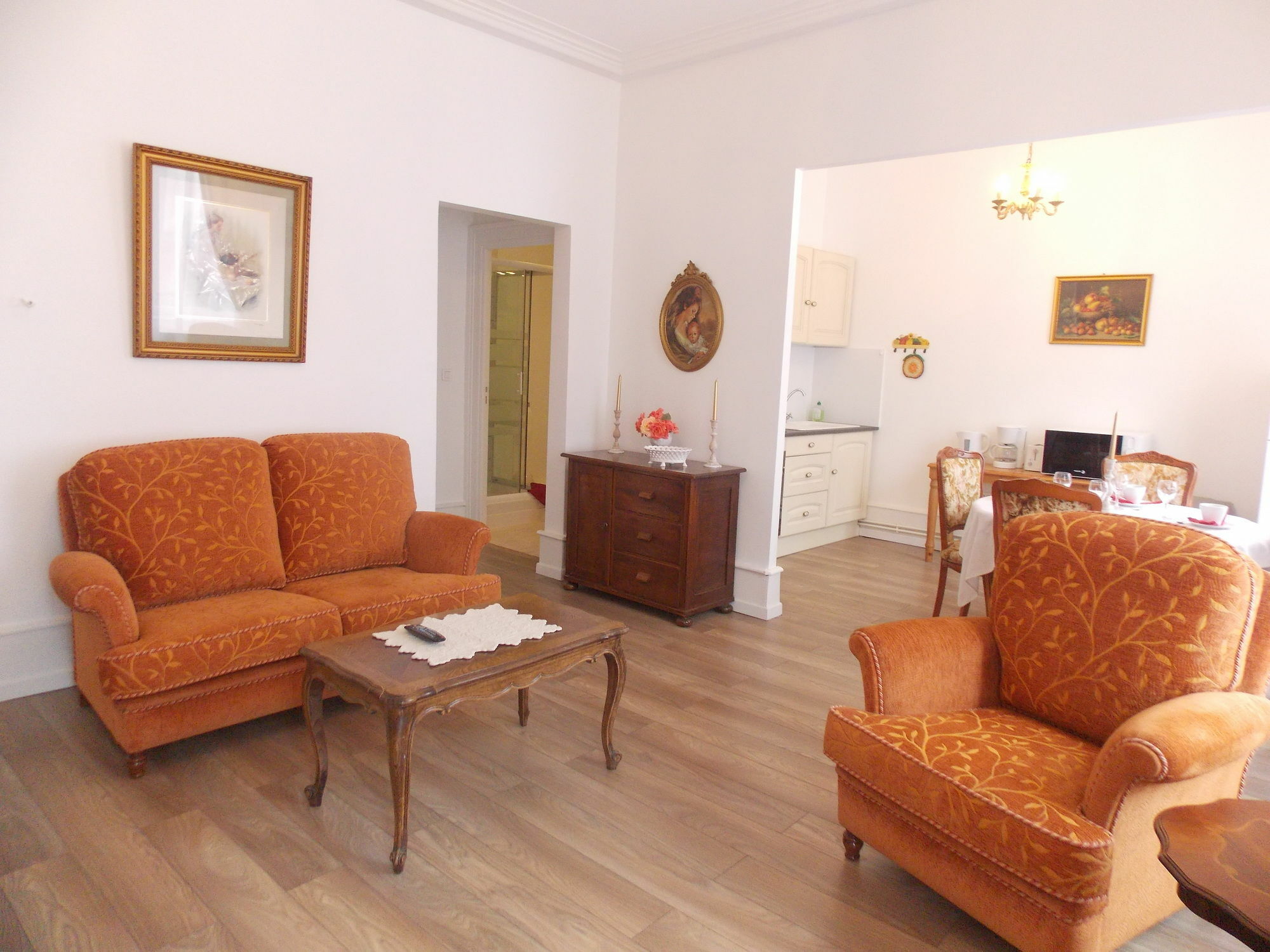 L'ambassadeur - Centre Appartamento
