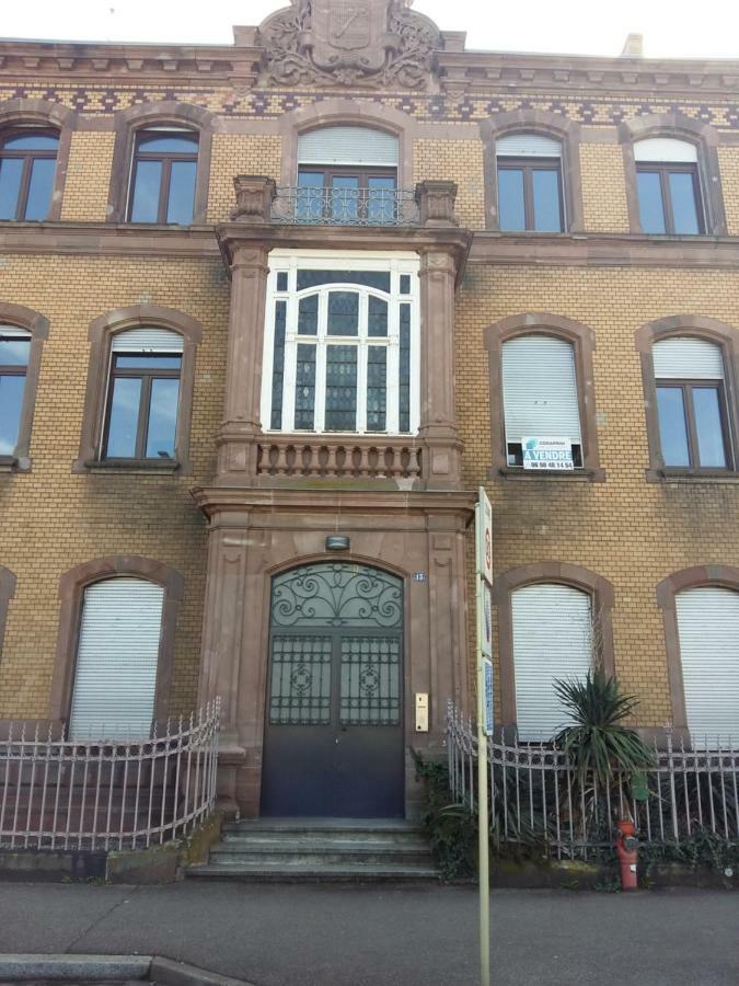 Apartment Studio De Charme Au Pied De La Gare *