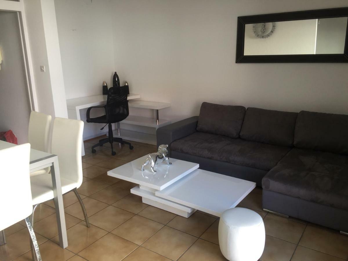 Apartment Centre Colmar, Parking *