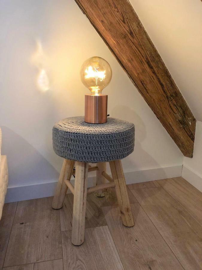 Beauty & The Beast - Old Town Cosy *