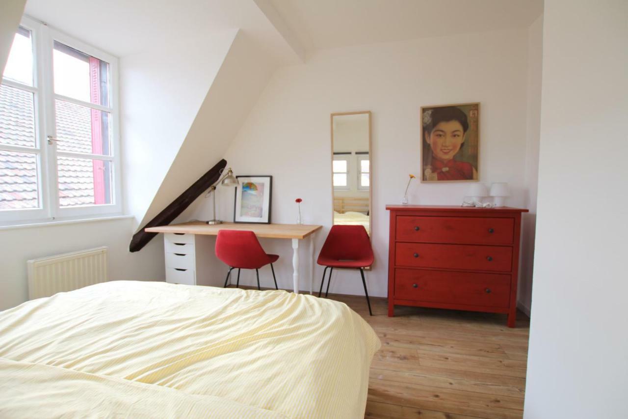 Center - Cosy Bed' N' Bredala Max Apartment